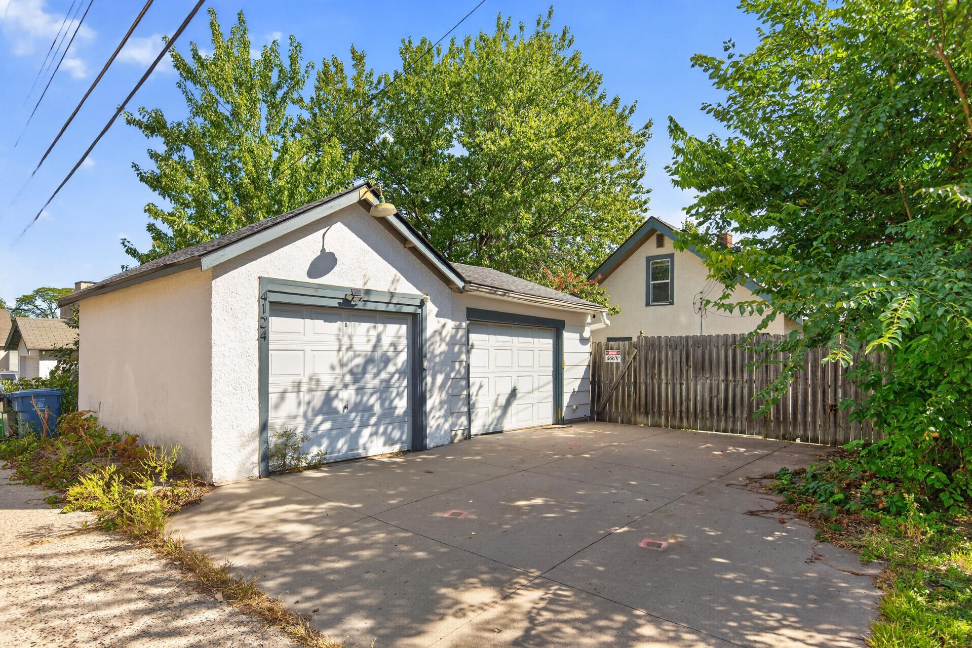 View of Residential at 4124 Chicago Avenue, Minneapolis MN 55407, Minneapolis (48 of 49) - Mike Wilen | Minnesota Team Real Estate