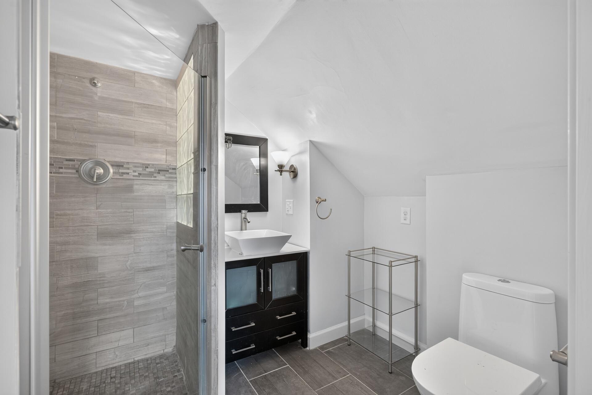 View of Residential at 4124 Chicago Avenue, Minneapolis MN 55407, Minneapolis (34 of 49) - Mike Wilen | Minnesota Team Real Estate