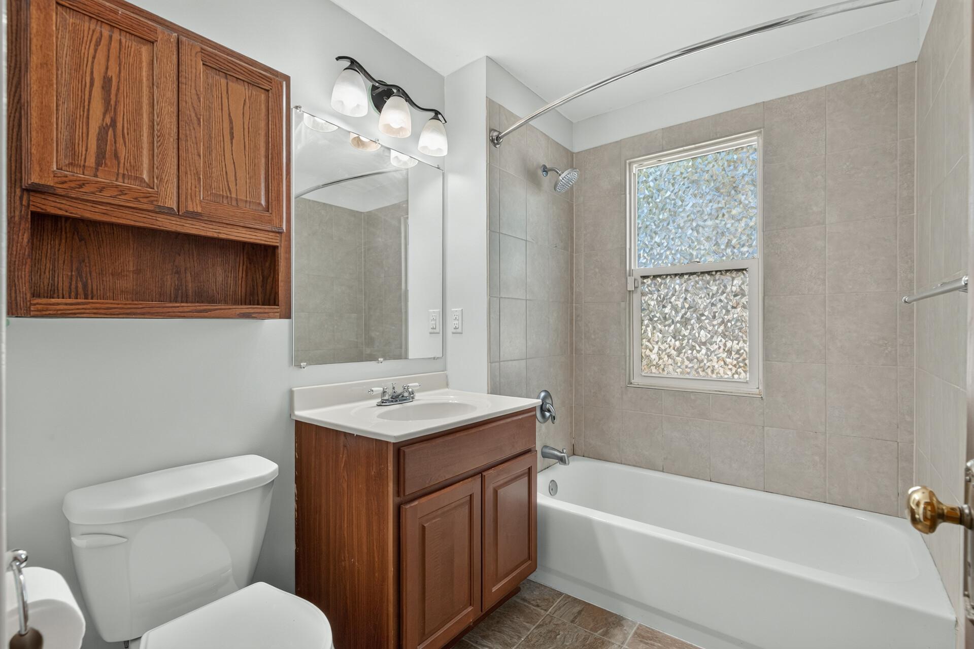 View of Residential at 4124 Chicago Avenue, Minneapolis MN 55407, Minneapolis (33 of 49) - Mike Wilen | Minnesota Team Real Estate