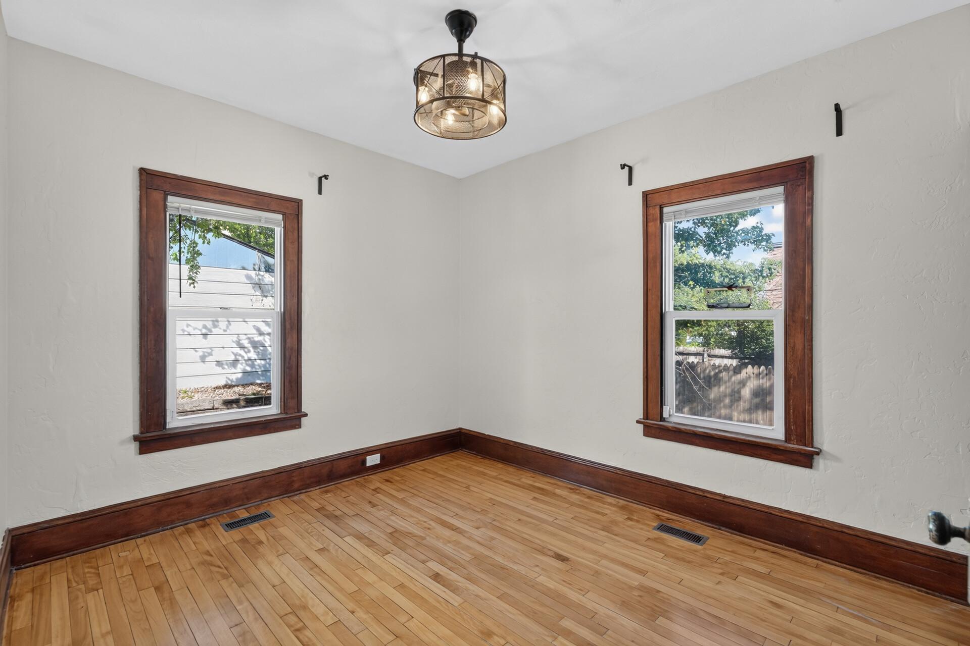 View of Residential at 4124 Chicago Avenue, Minneapolis MN 55407, Minneapolis (24 of 49) - Mike Wilen | Minnesota Team Real Estate