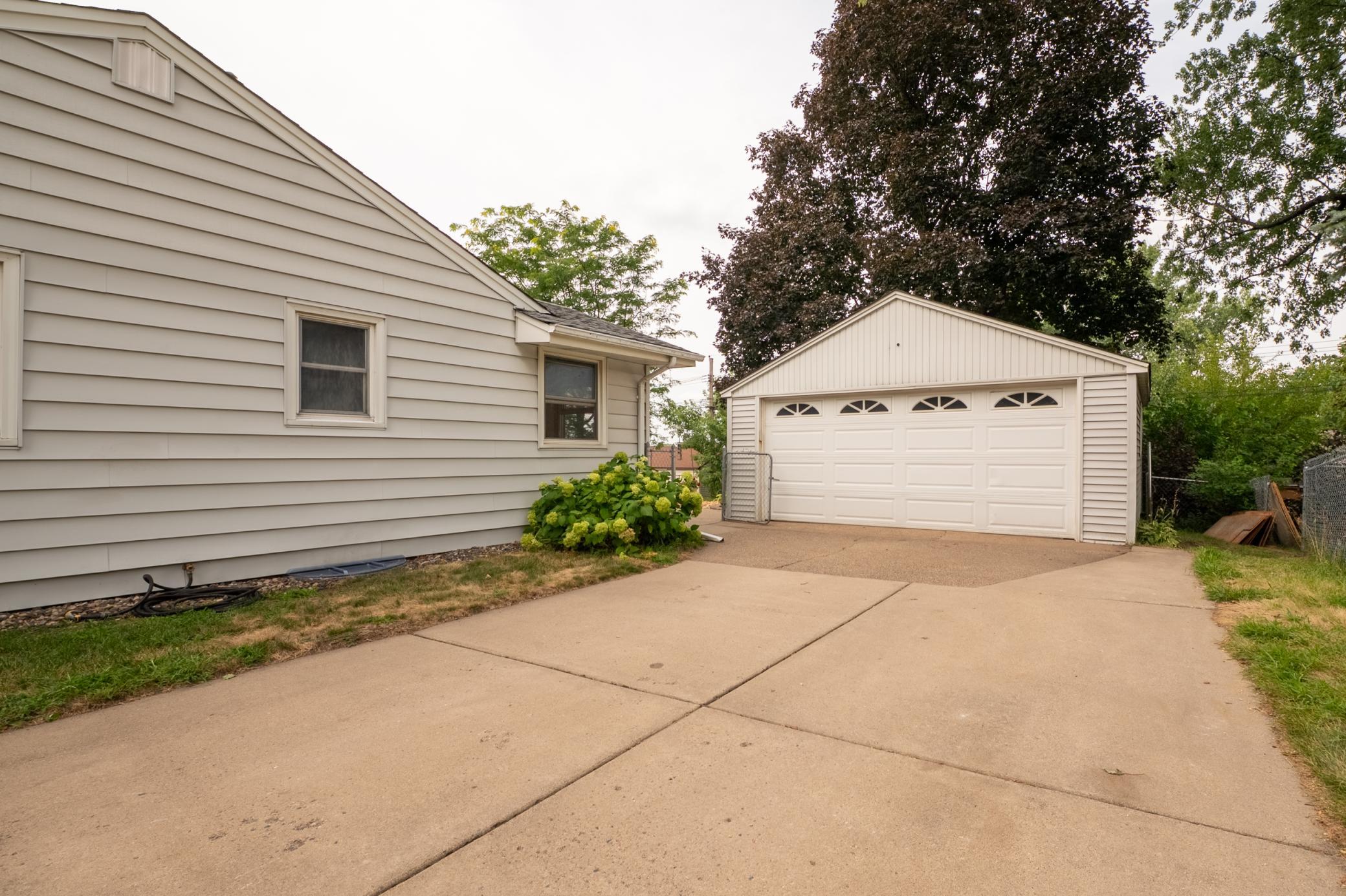 View of Residential at 671 58th Avenue, Fridley MN 55432, Fridley (35 of 38) - Mike Wilen | Minnesota Team Real Estate