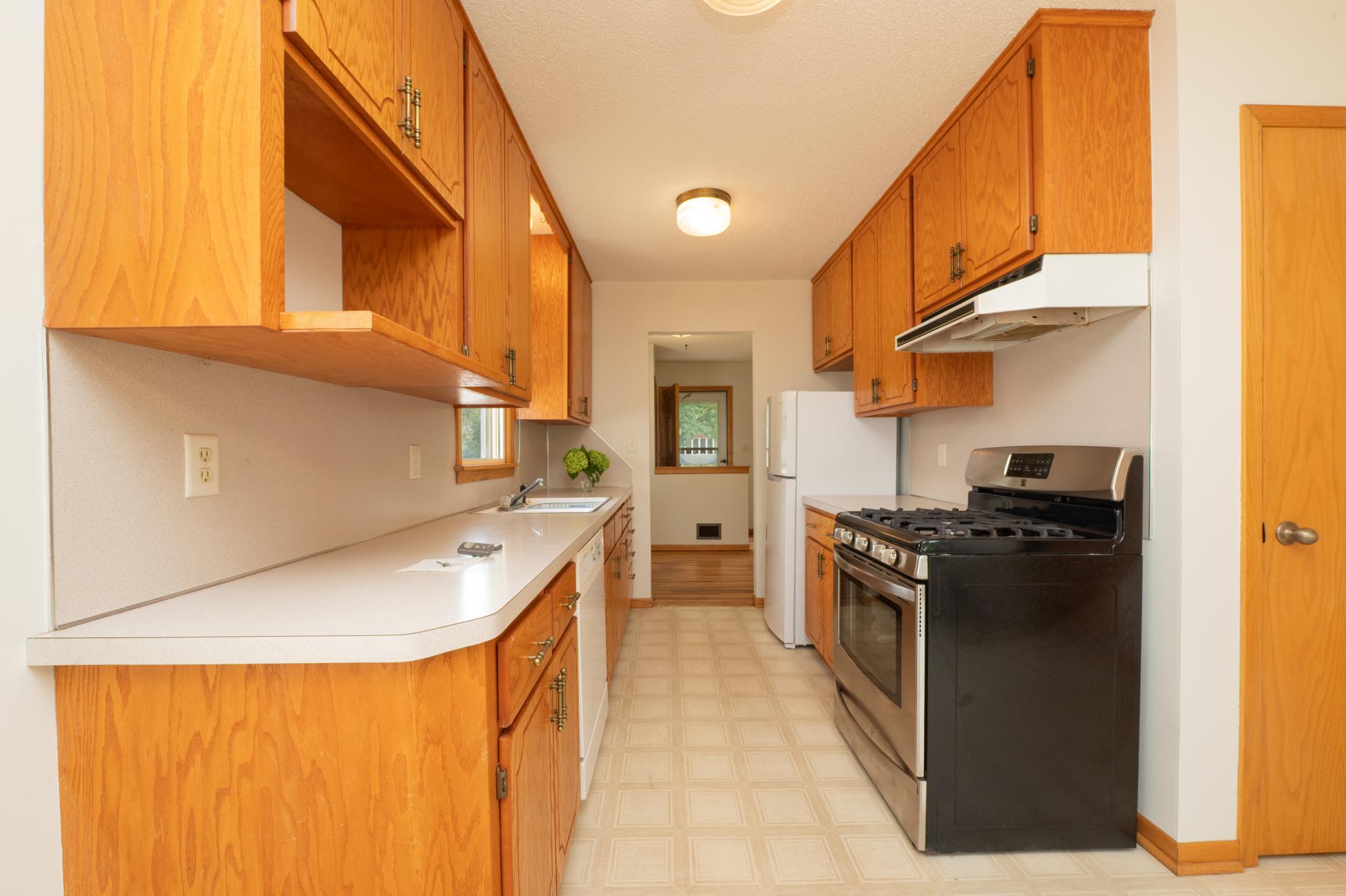 View of Residential at 671 58th Avenue, Fridley MN 55432, Fridley (9 of 38) - Mike Wilen | Minnesota Team Real Estate