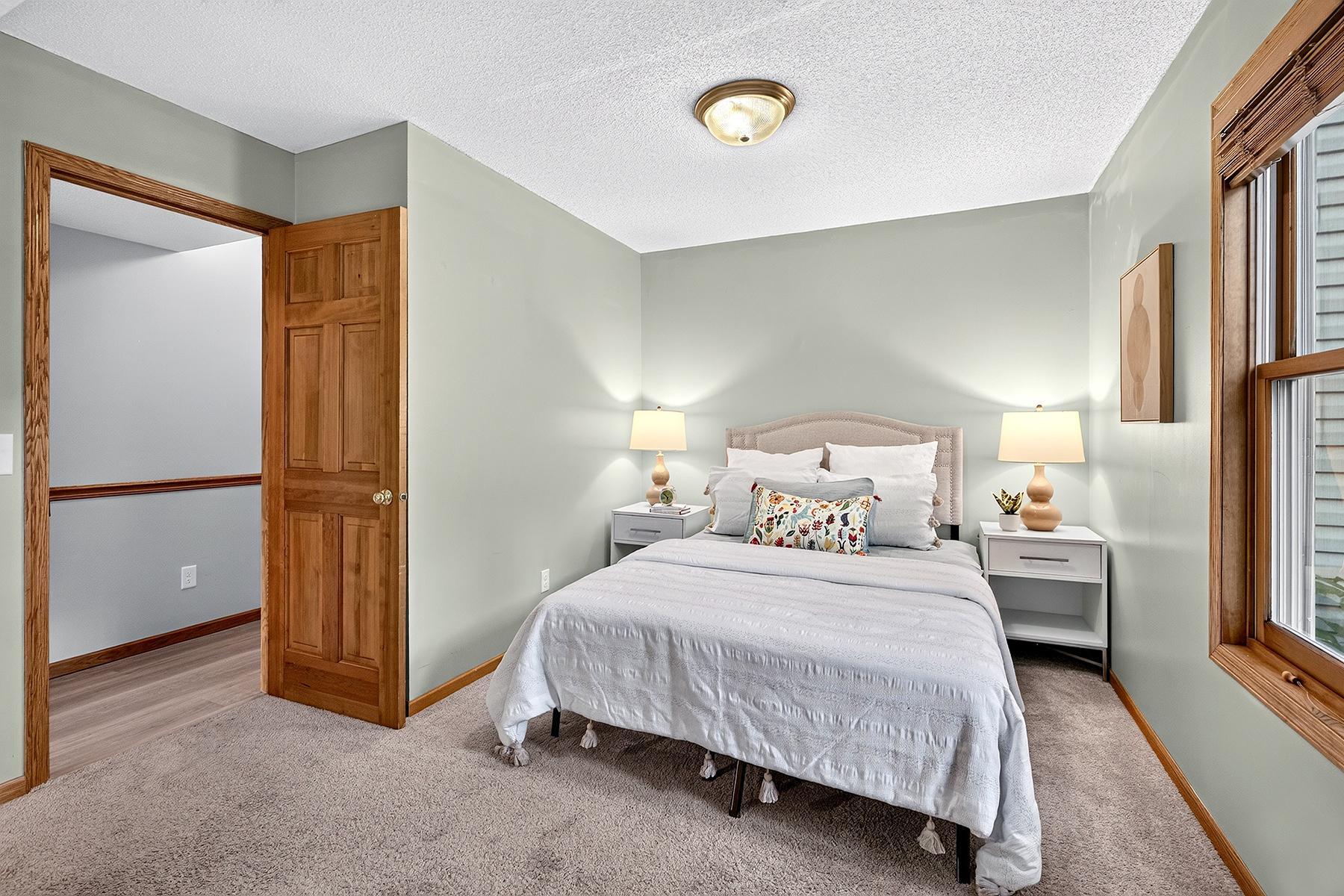 View of Residential at 570 Dorland Road, Maplewood MN 55119, Maplewood (21 of 43) - Mike Wilen | Minnesota Team Real Estate