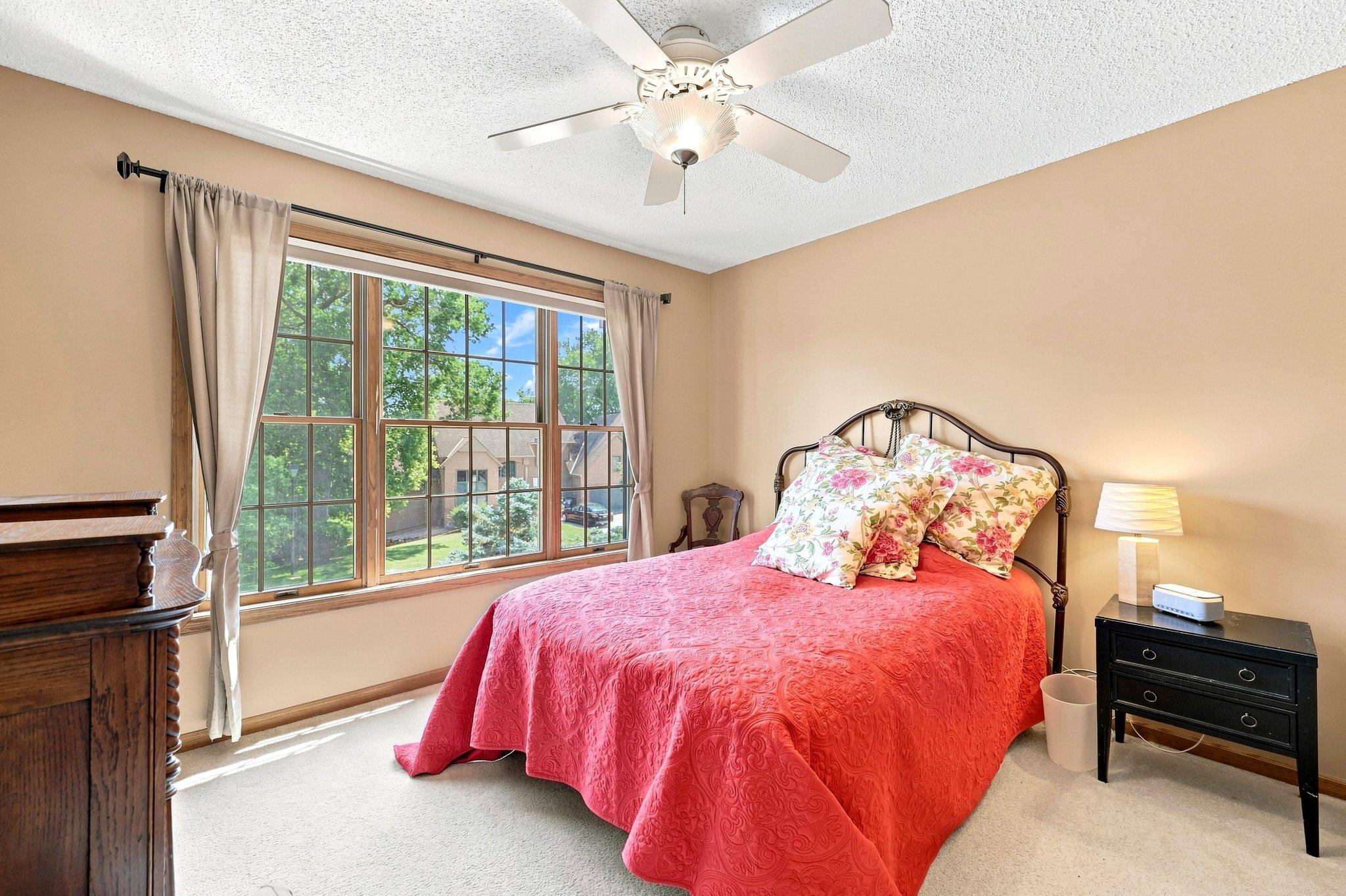 View of Residential at 4819 137th Street, Apple Valley MN 55124, Apple Valley (48 of 62) - Mike Wilen | Minnesota Team Real Estate