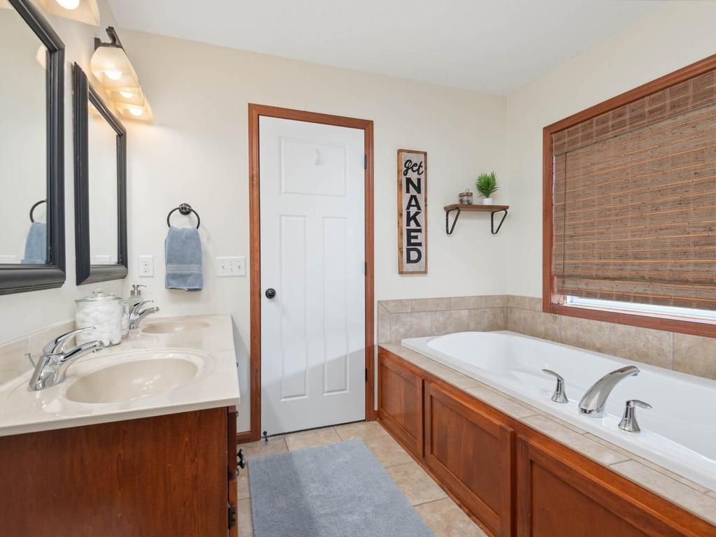 View of Residential at 1631 Sparrow Road, Waconia MN 55387, Waconia (29 of 62) - Mike Wilen | Minnesota Team Real Estate