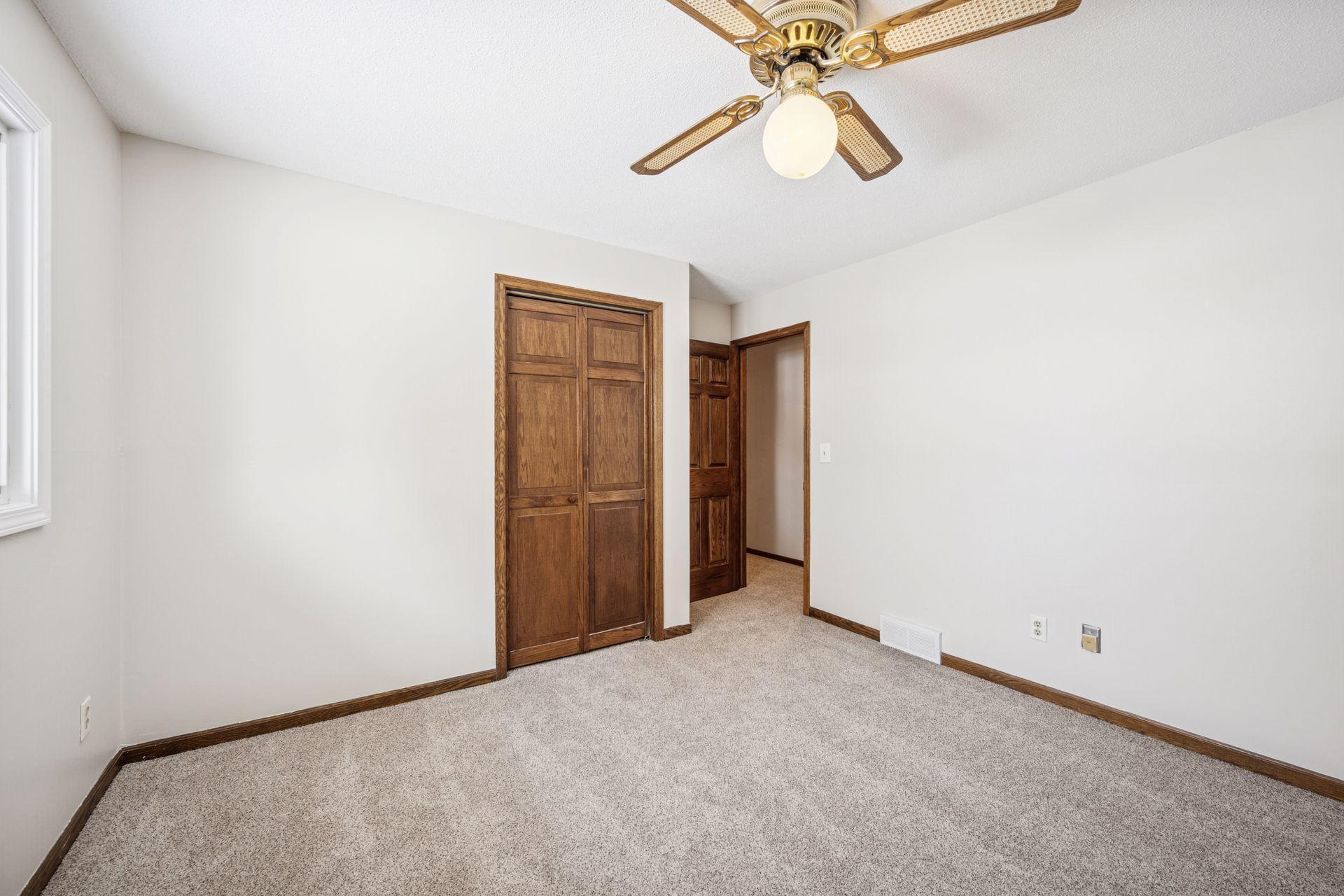 View of Residential at 7050 Pioneer Trail, Greenfield MN 55357, Greenfield (27 of 48) - Mike Wilen | Minnesota Team Real Estate