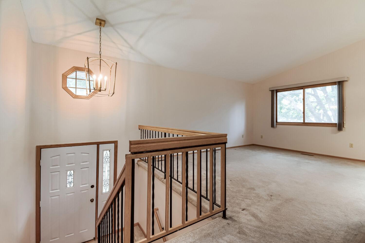 View of Residential at 1597 Clemson Drive, Eagan MN 55122, Eagan (8 of 20) - Mike Wilen | Minnesota Team Real Estate