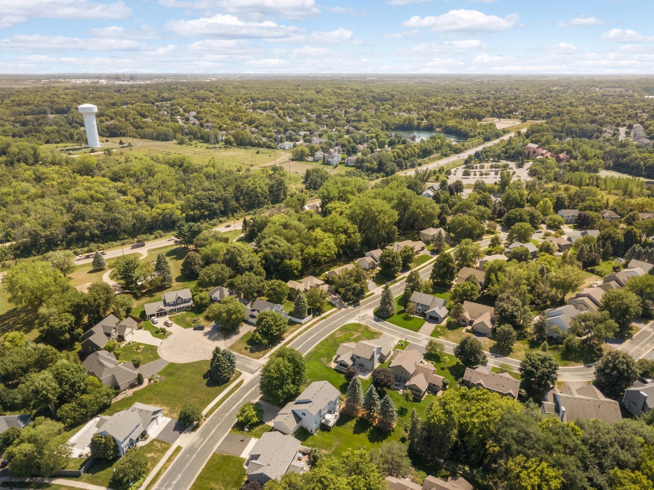 View of Residential at 527 Hackmore Drive, Eagan MN 55123, Eagan (14 of 58) - Mike Wilen | Minnesota Team Real Estate