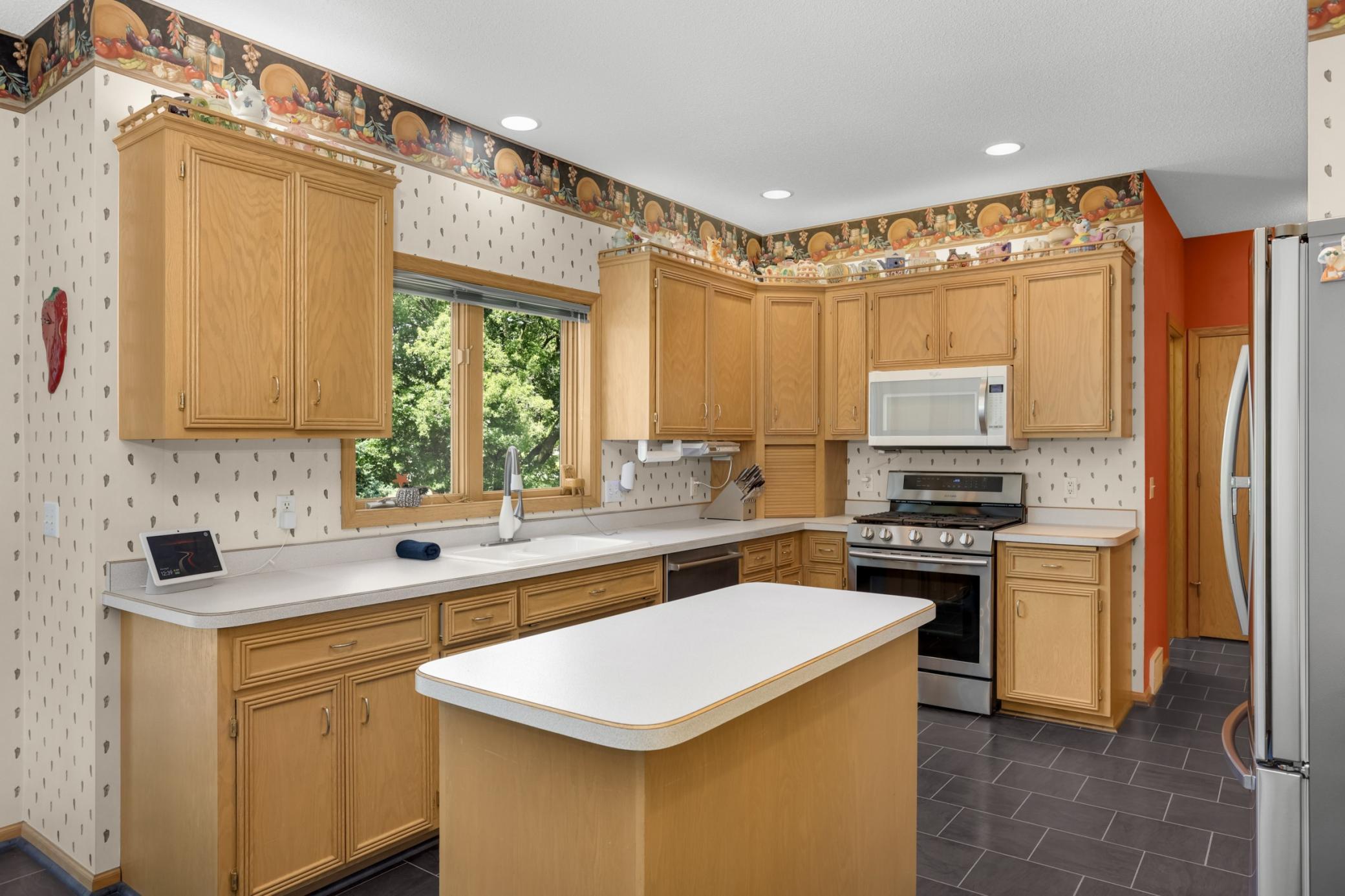 View of Residential at 527 Hackmore Drive, Eagan MN 55123, Eagan (24 of 58) - Mike Wilen | Minnesota Team Real Estate