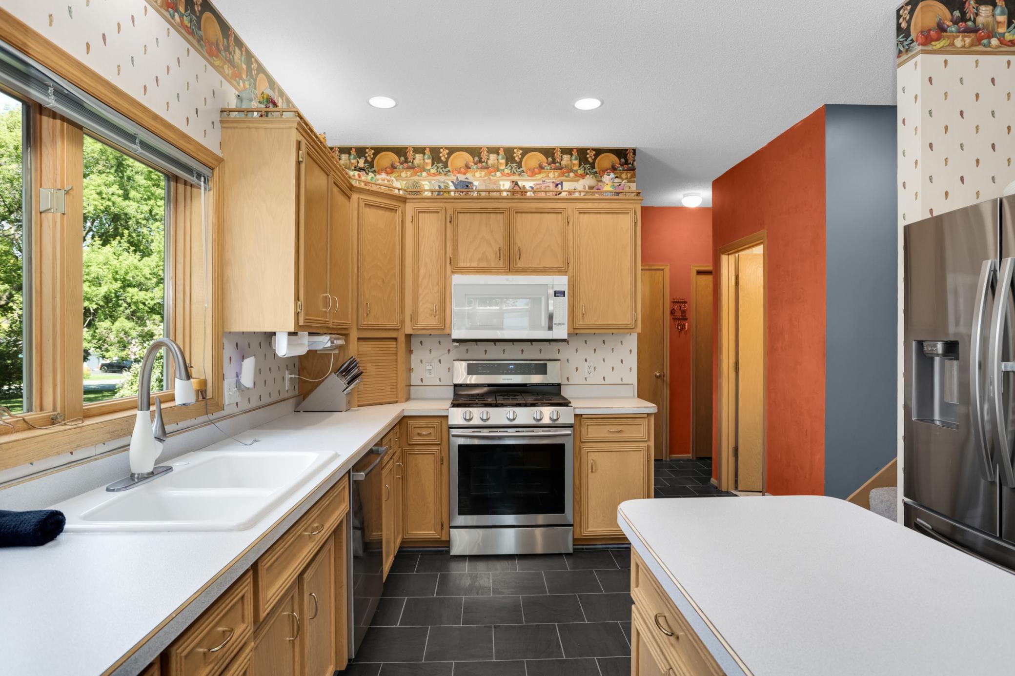 View of Residential at 527 Hackmore Drive, Eagan MN 55123, Eagan (23 of 58) - Mike Wilen | Minnesota Team Real Estate