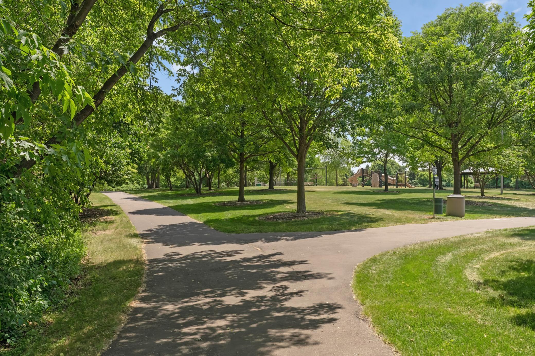 View of Residential at 527 Hackmore Drive, Eagan MN 55123, Eagan (52 of 58) - Mike Wilen | Minnesota Team Real Estate