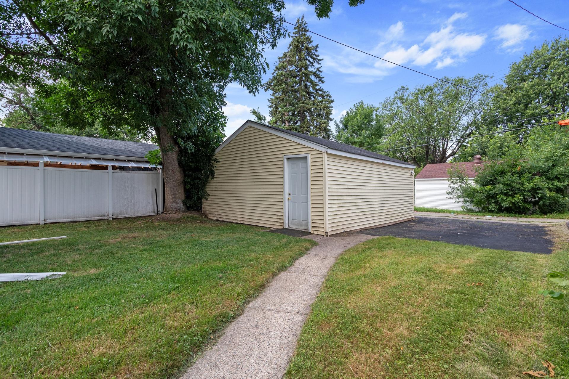 View of Residential at 4040 Madison Street, Columbia Heights MN 55421, Columbia Heights (13 of 17) - Mike Wilen | Minnesota Team Real Estate
