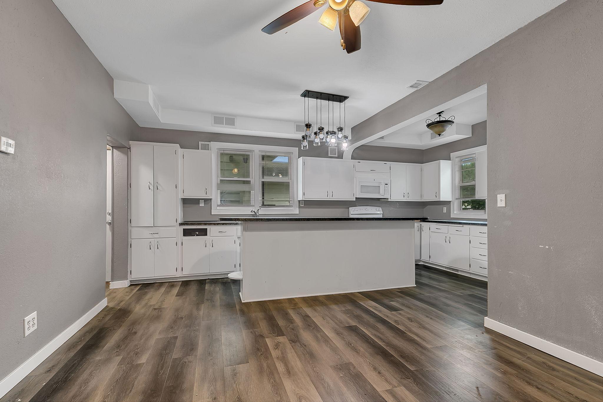 View of Residential Income at 1324 1st Street, Saint Cloud MN 56303, Saint Cloud (6 of 26) - Mike Wilen | Minnesota Team Real Estate