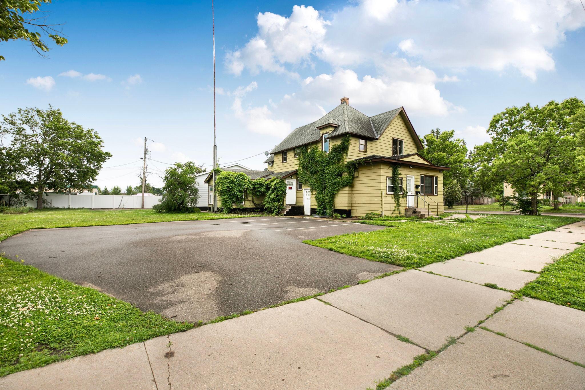 View of Residential Income at 1324 1st Street, Saint Cloud MN 56303, Saint Cloud (2 of 26) - Mike Wilen | Minnesota Team Real Estate