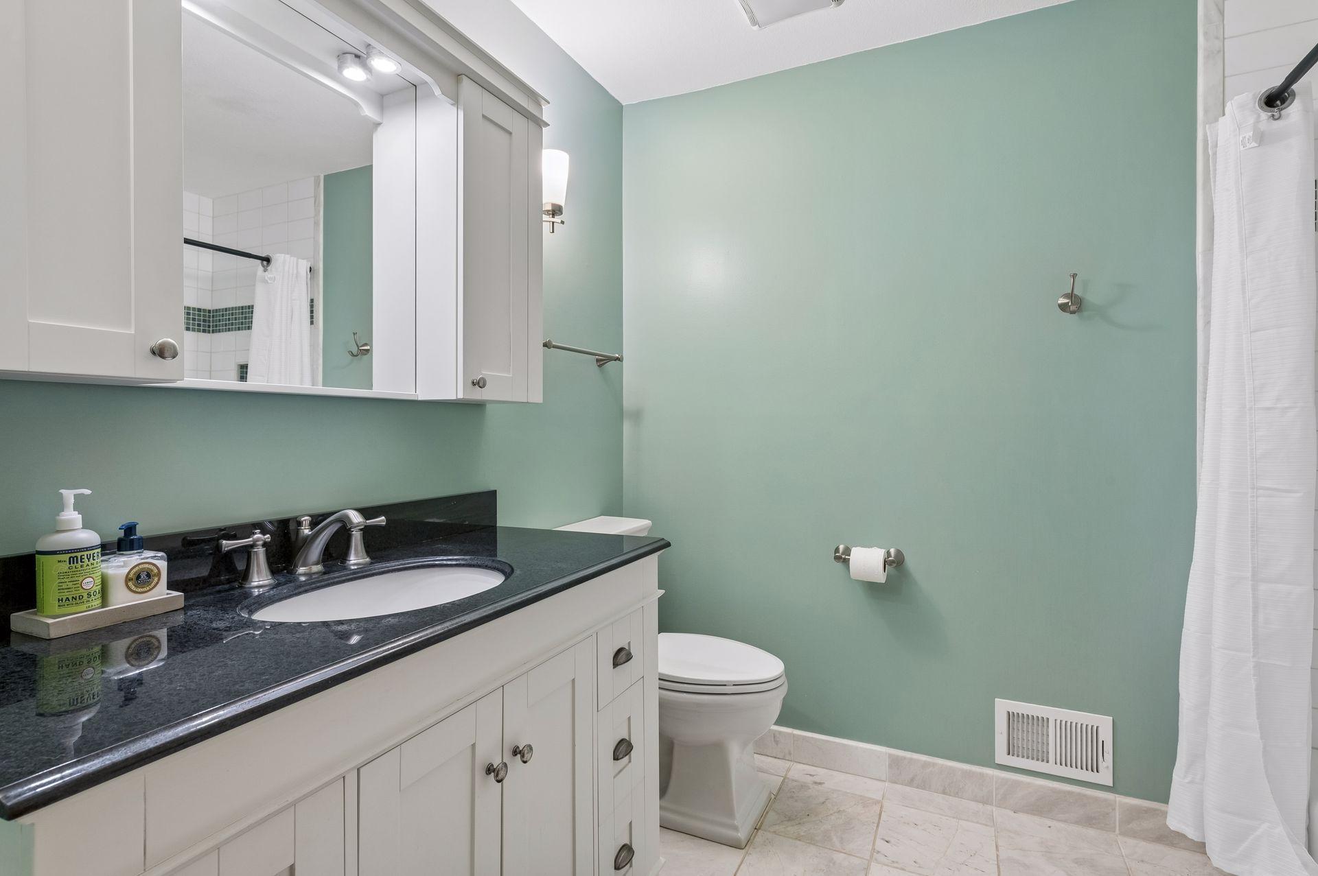 View of Residential at 1148 Kenilworth Drive, Woodbury MN 55125, Woodbury (32 of 51) - Mike Wilen | Minnesota Team Real Estate