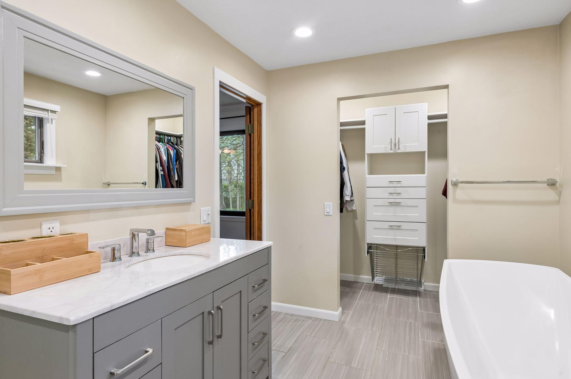 View of Residential at 1148 Kenilworth Drive, Woodbury MN 55125, Woodbury (29 of 51) - Mike Wilen | Minnesota Team Real Estate