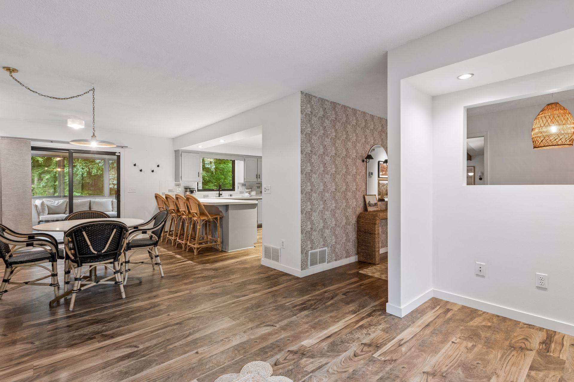 View of Residential at 1148 Kenilworth Drive, Woodbury MN 55125, Woodbury (22 of 51) - Mike Wilen | Minnesota Team Real Estate