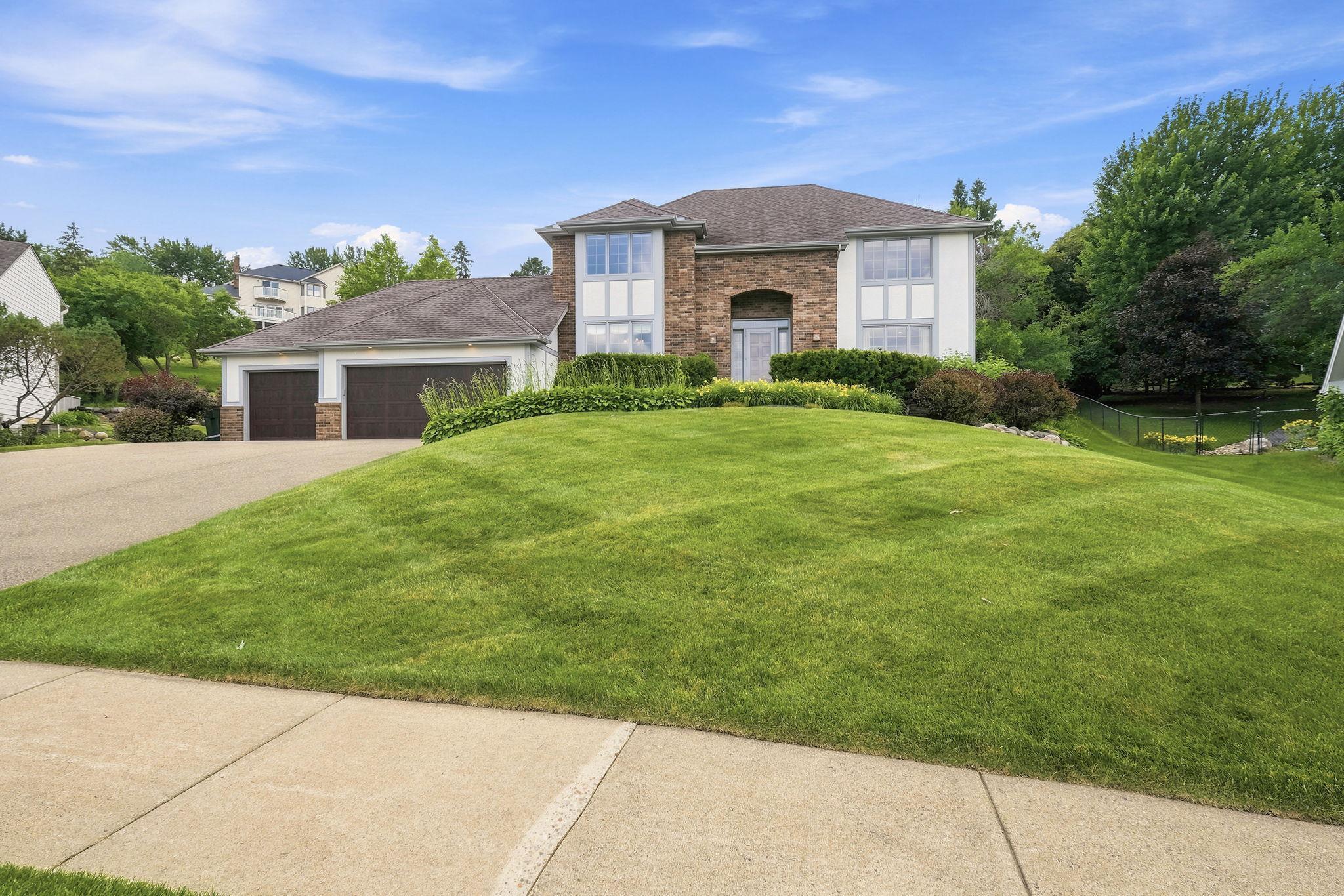 View of Residential at 5025 94th Street, Bloomington MN 55437, Bloomington - Mike Wilen | Minnesota Team Real Estate