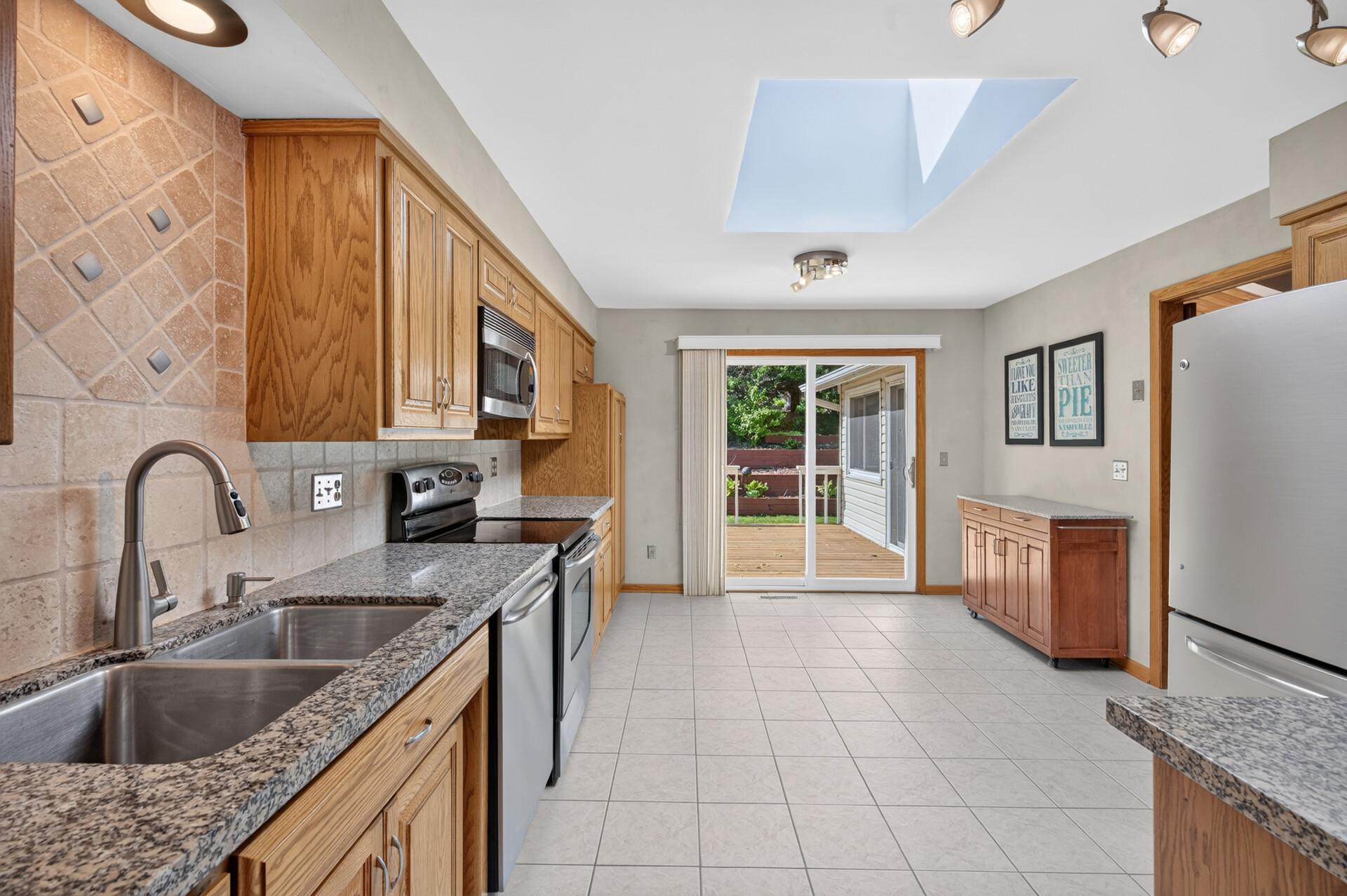View of Residential at 4409 Flag Avenue, New Hope MN 55428, New Hope (8 of 50) - Mike Wilen | Minnesota Team Real Estate