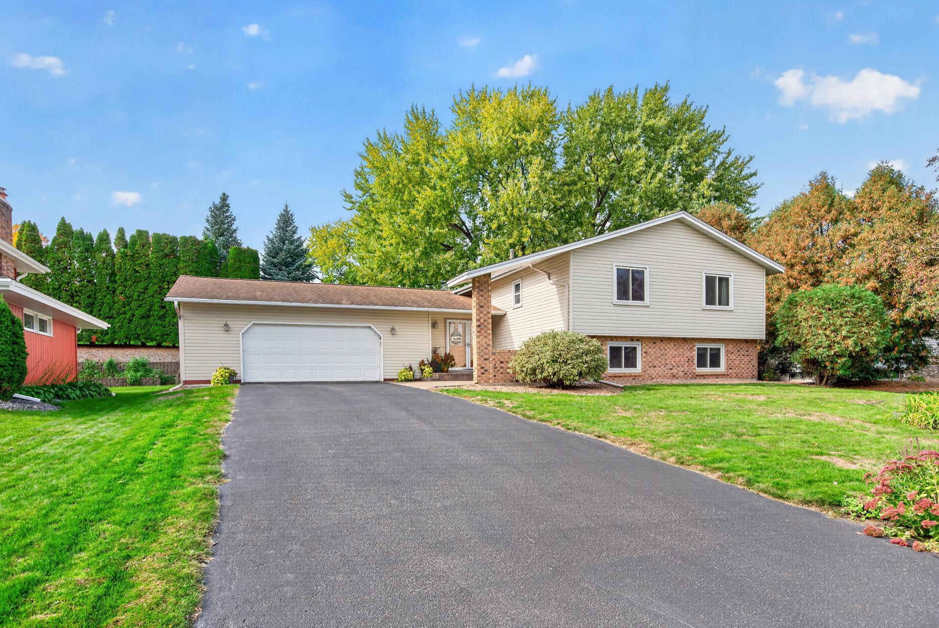 View of Residential at 4409 Flag Avenue, New Hope MN 55428, New Hope (2 of 50) - Mike Wilen | Minnesota Team Real Estate