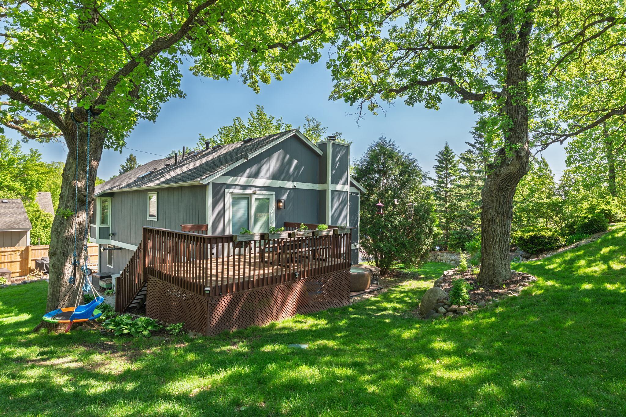 View of Residential at 2840 Mayflower Avenue, Minnetonka MN 55305, Minnetonka (8 of 49) - Mike Wilen | Minnesota Team Real Estate