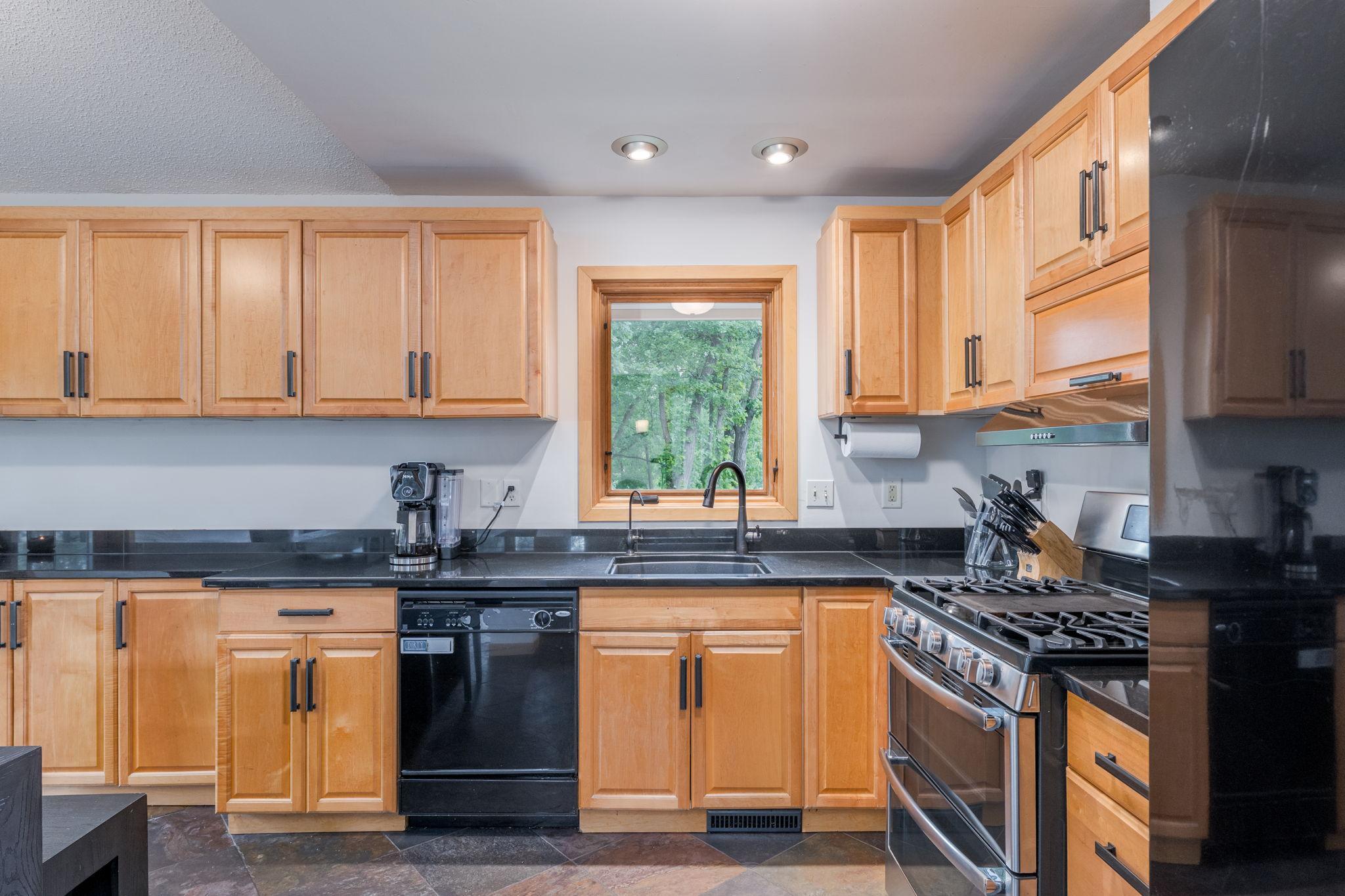 View of Residential at 2840 Mayflower Avenue, Minnetonka MN 55305, Minnetonka (14 of 49) - Mike Wilen | Minnesota Team Real Estate