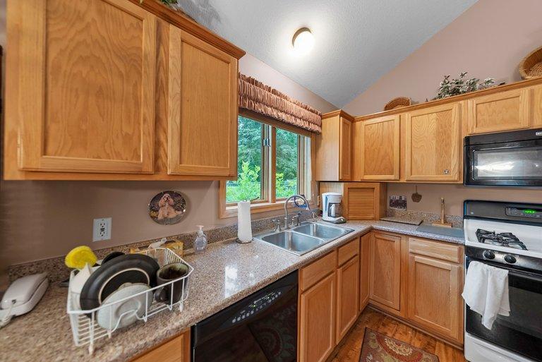 View of Residential at 5867 Bartlett Boulevard, Mound MN 55364, Mound (23 of 49) - Mike Wilen | Minnesota Team Real Estate