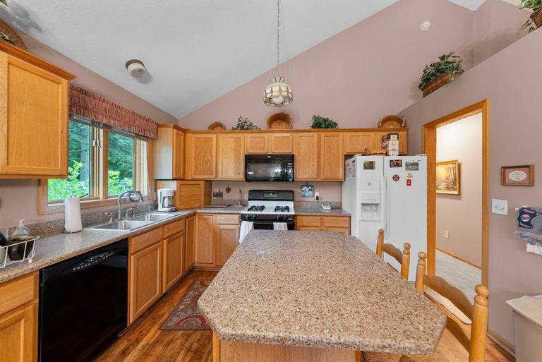 View of Residential at 5867 Bartlett Boulevard, Mound MN 55364, Mound (21 of 49) - Mike Wilen | Minnesota Team Real Estate