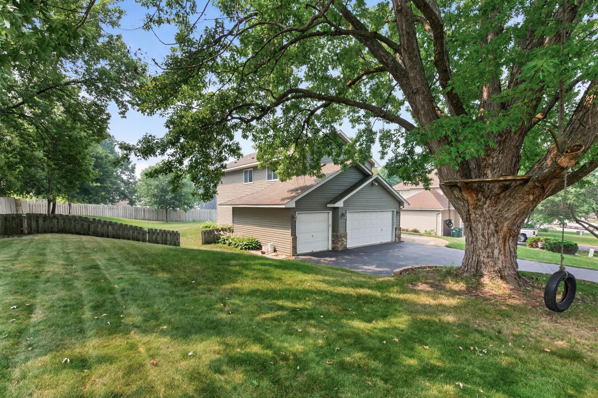 View of Residential at 12628 Dutch Court, Apple Valley MN 55124, Apple Valley (34 of 41) - Mike Wilen | Minnesota Team Real Estate