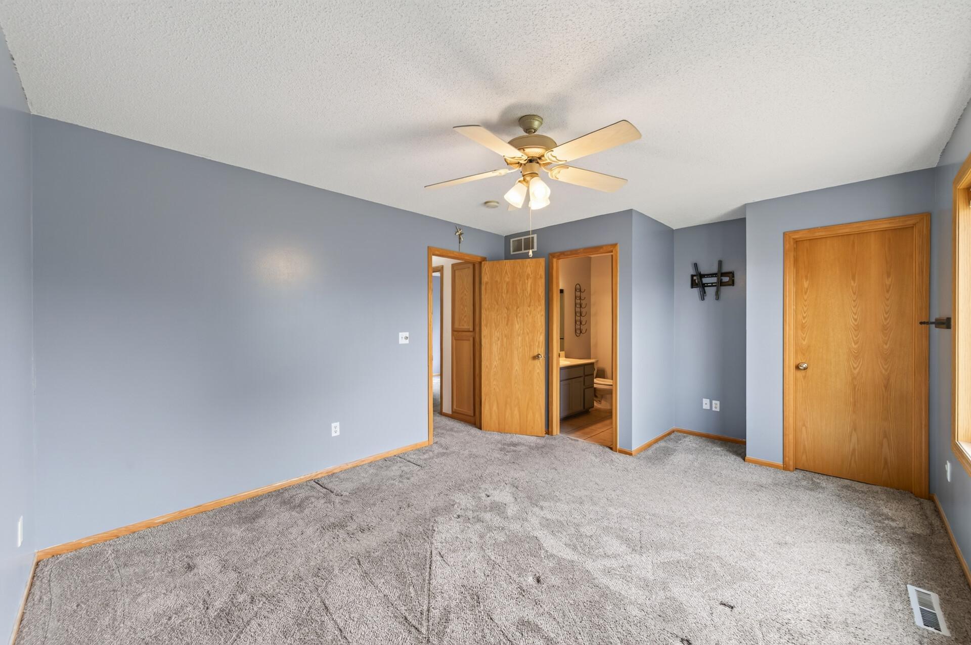 View of Residential at 12628 Dutch Court, Apple Valley MN 55124, Apple Valley (18 of 41) - Mike Wilen | Minnesota Team Real Estate
