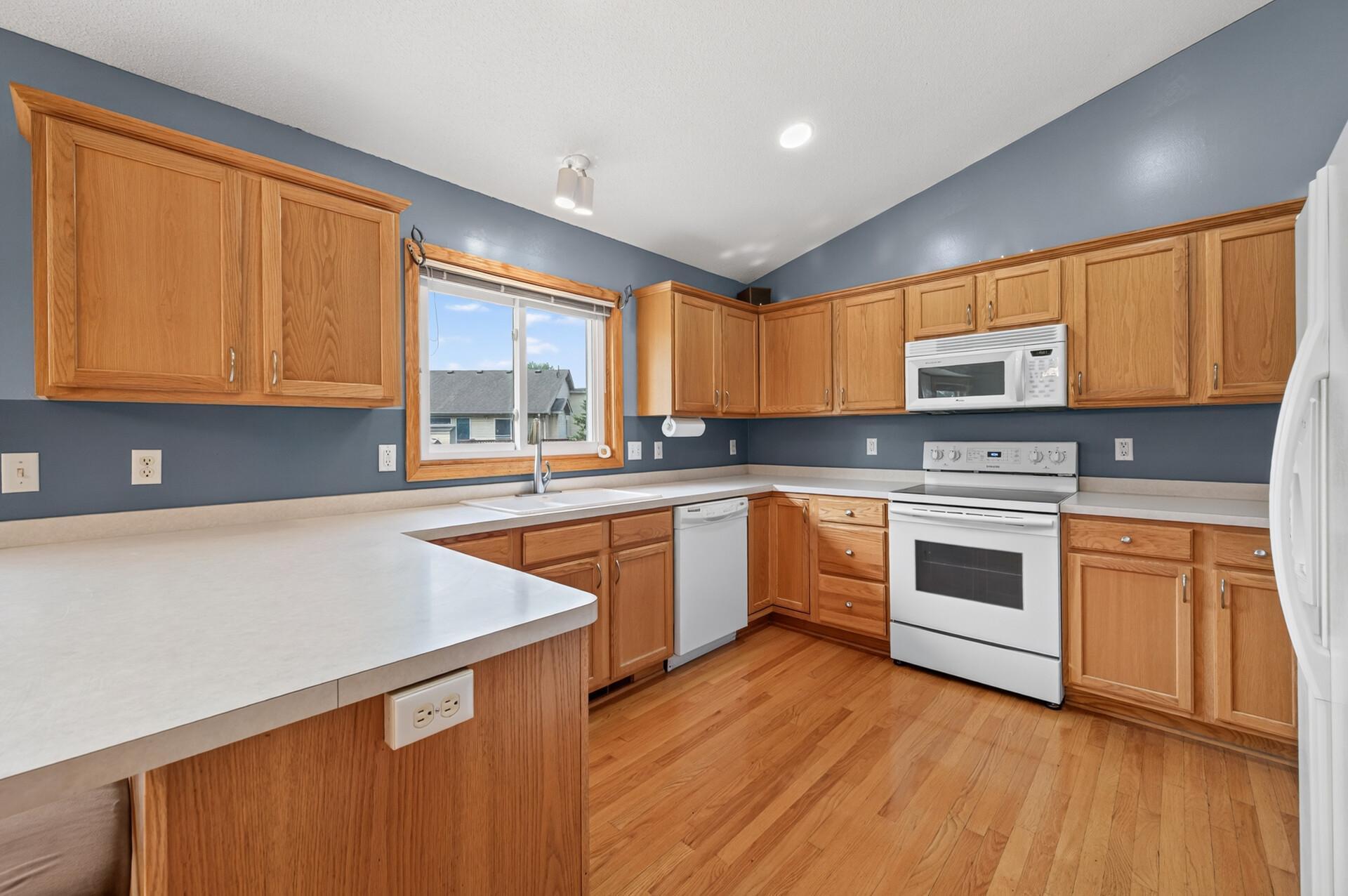 View of Residential at 12628 Dutch Court, Apple Valley MN 55124, Apple Valley (12 of 41) - Mike Wilen | Minnesota Team Real Estate