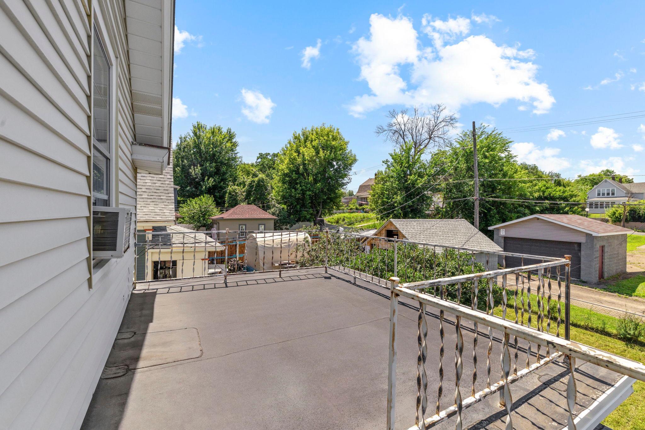 View of Residential at 553 Manomin Avenue, Saint Paul MN 55107, Saint Paul (41 of 60) - Mike Wilen | Minnesota Team Real Estate