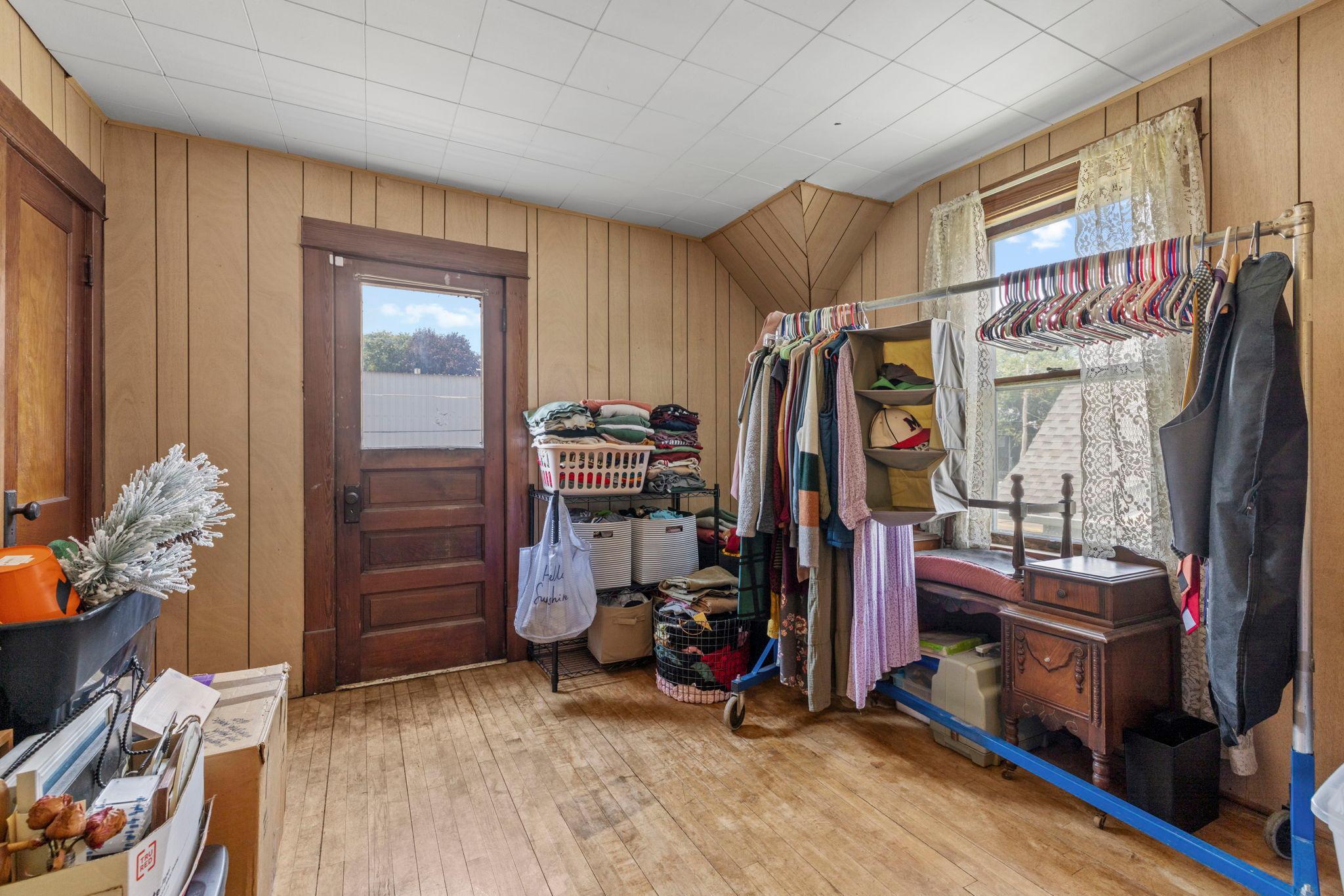 View of Residential at 553 Manomin Avenue, Saint Paul MN 55107, Saint Paul (29 of 60) - Mike Wilen | Minnesota Team Real Estate