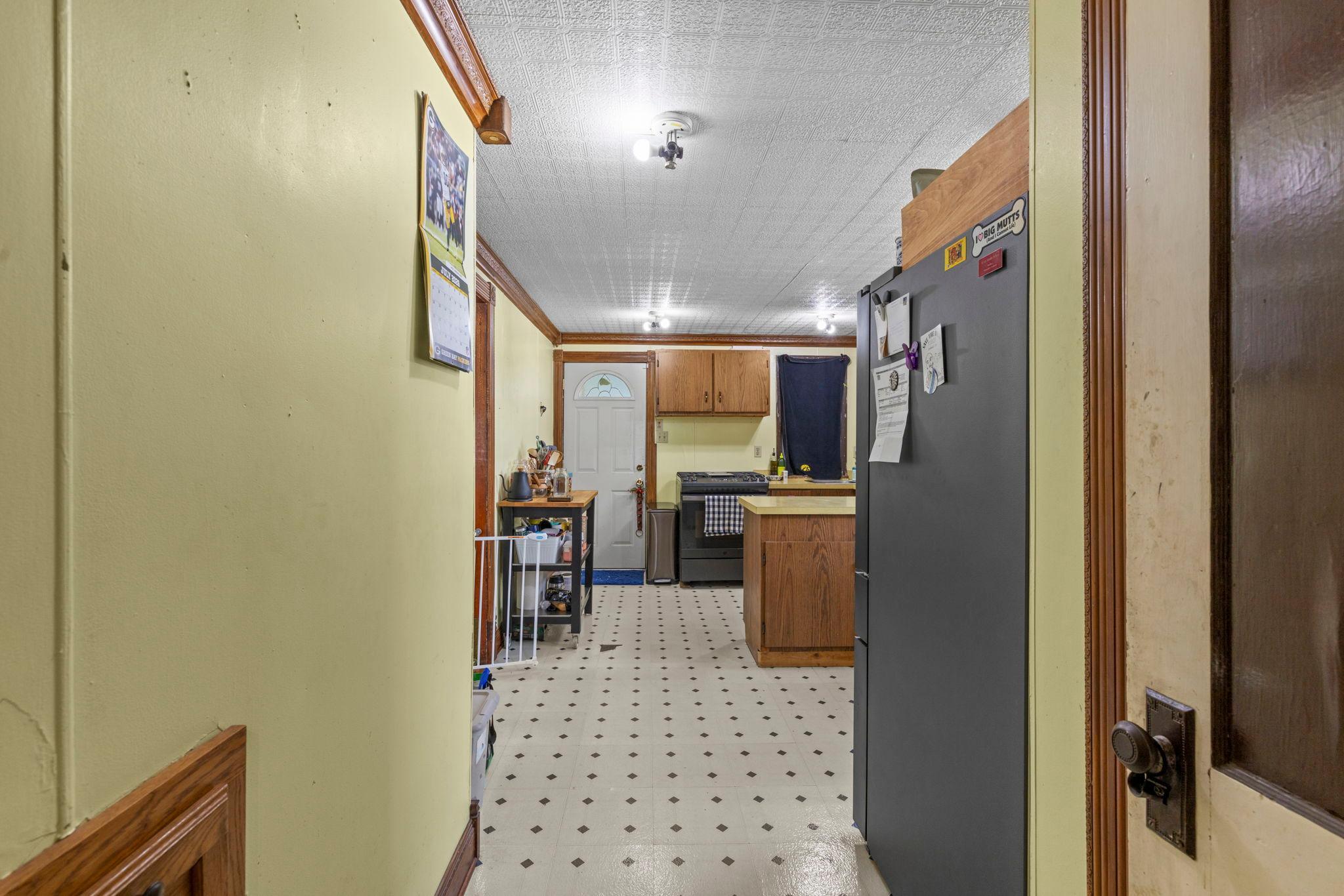 View of Residential at 553 Manomin Avenue, Saint Paul MN 55107, Saint Paul (21 of 60) - Mike Wilen | Minnesota Team Real Estate