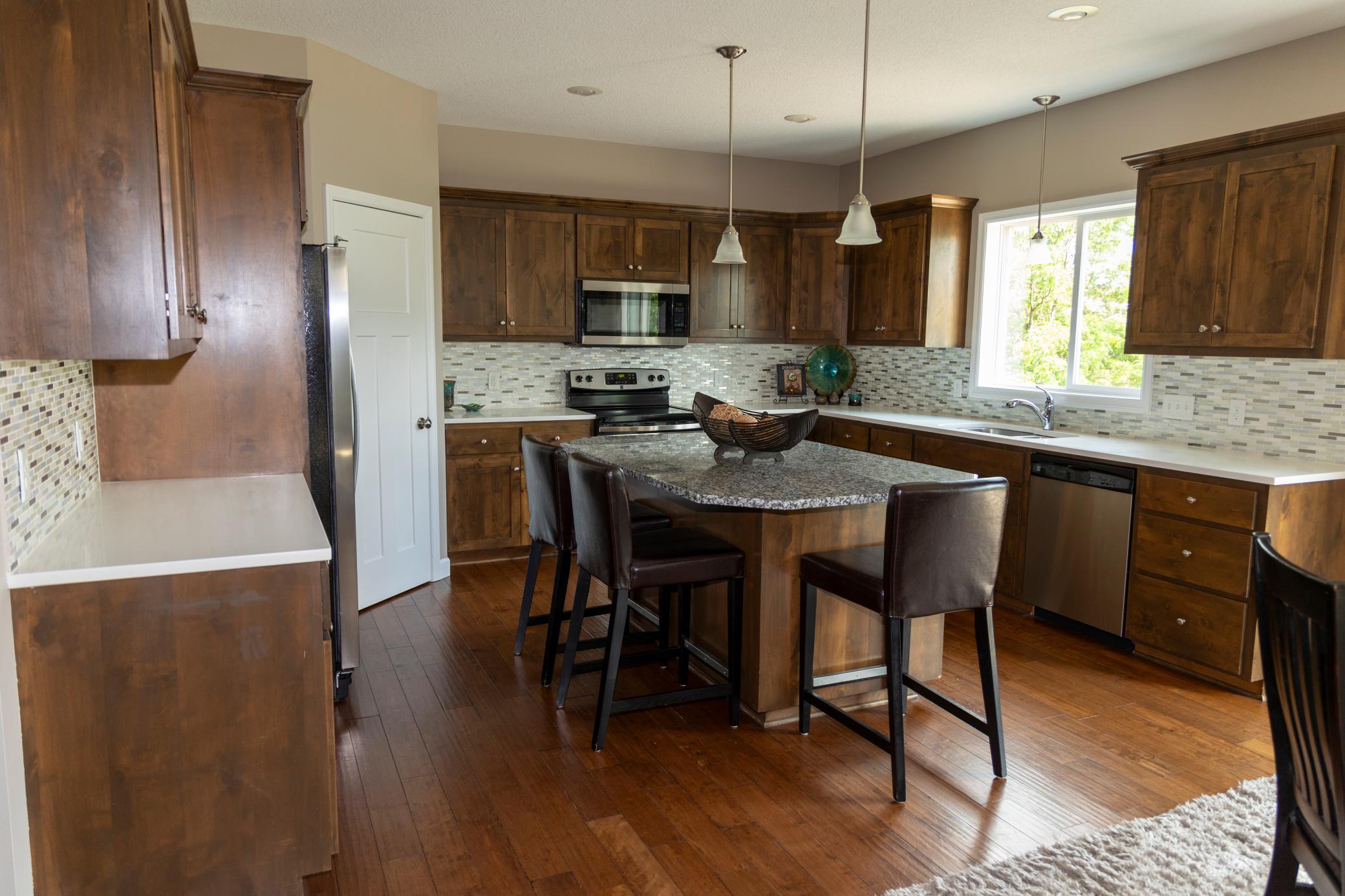 View of Residential at 1364 Ridge Lane, Shakopee MN 55379, Shakopee (10 of 50) - Mike Wilen | Minnesota Team Real Estate
