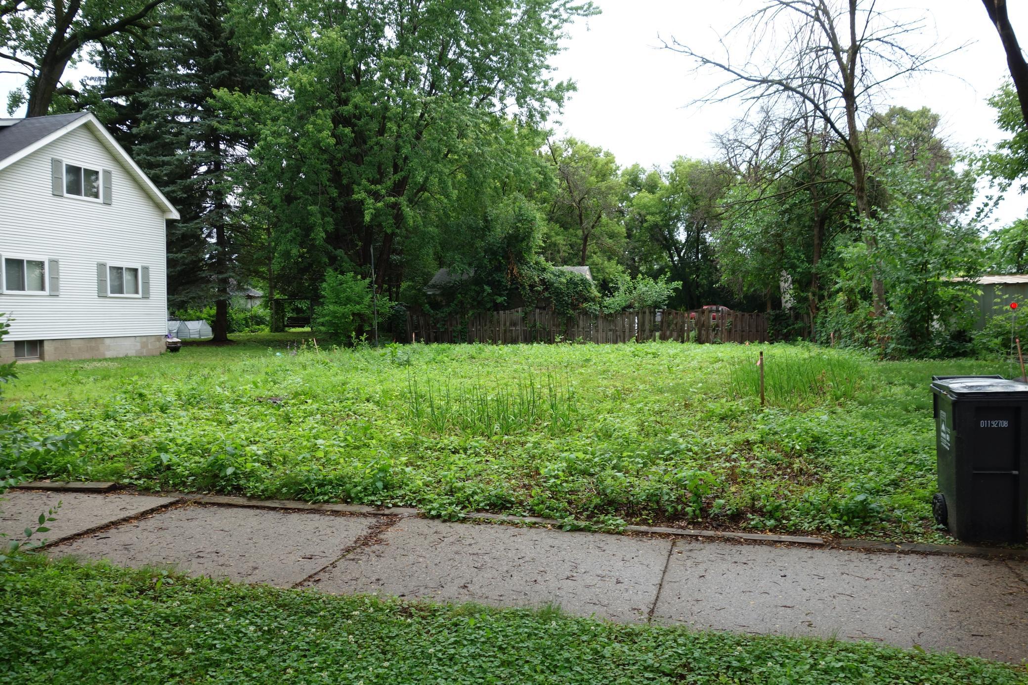 View of Land at 139 Granite Street, Saint Paul MN 55117, Saint Paul (4 of 5) - Mike Wilen | Minnesota Team Real Estate