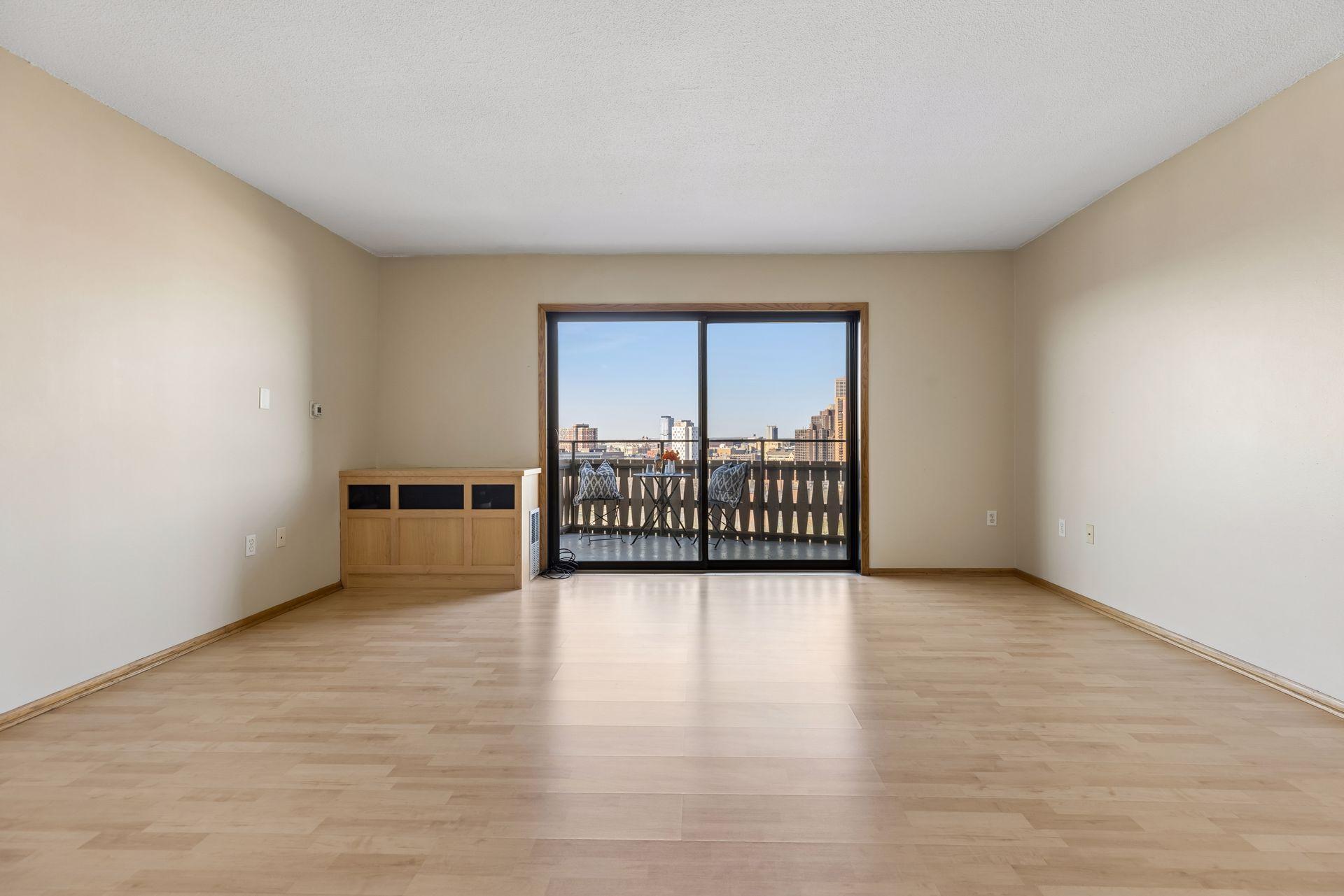 View of Residential at 400 Groveland Avenue #1212, Minneapolis MN 55403, Minneapolis (10 of 45) - Mike Wilen | Minnesota Team Real Estate