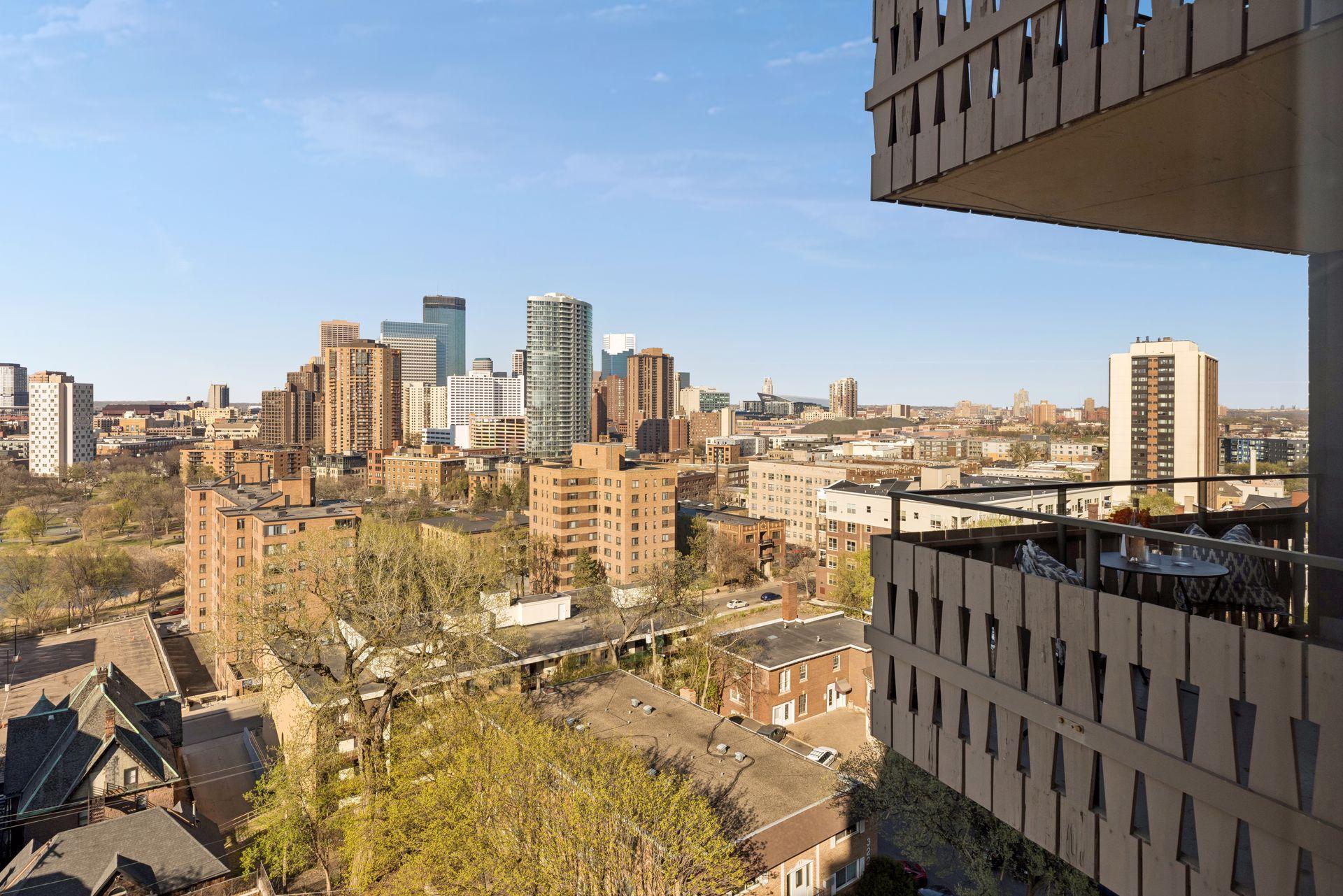View of Residential at 400 Groveland Avenue #1212, Minneapolis MN 55403, Minneapolis (22 of 45) - Mike Wilen | Minnesota Team Real Estate