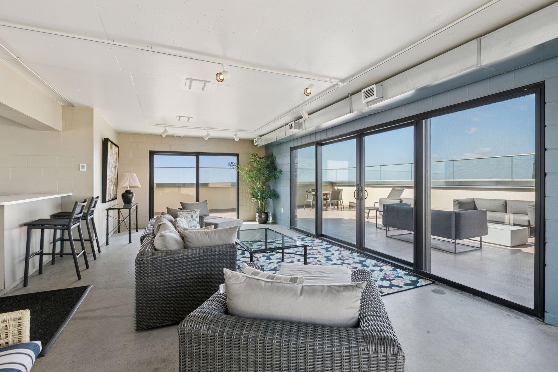 View of Residential at 400 Groveland Avenue #1212, Minneapolis MN 55403, Minneapolis (29 of 45) - Mike Wilen | Minnesota Team Real Estate