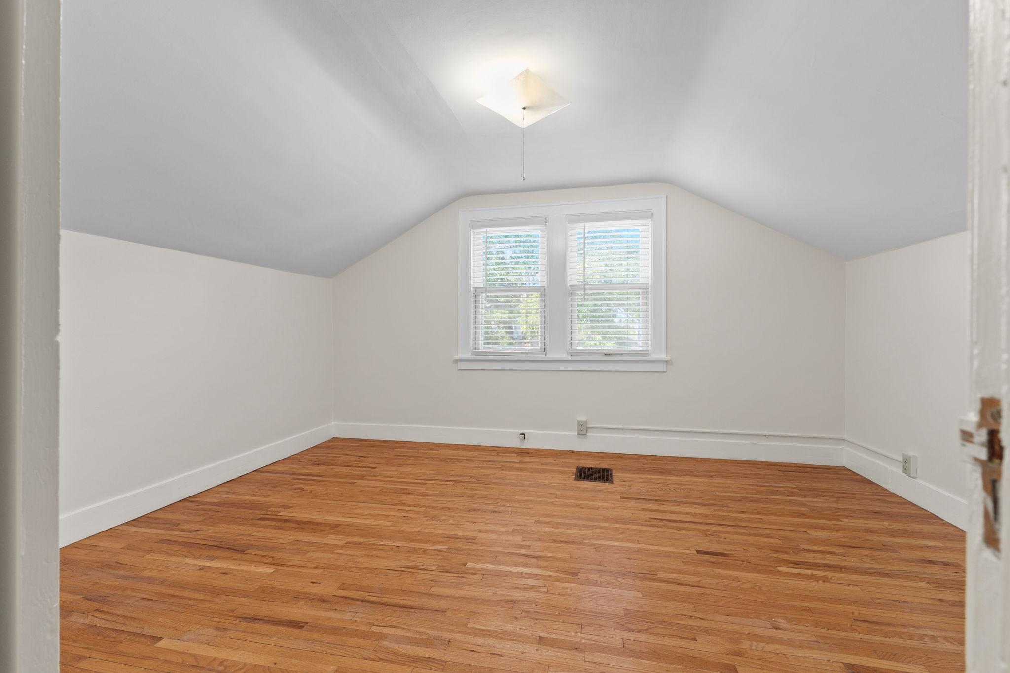 View of Residential at 4543 Blaisdell Avenue, Minneapolis MN 55419, Minneapolis (20 of 27) - Mike Wilen | Minnesota Team Real Estate