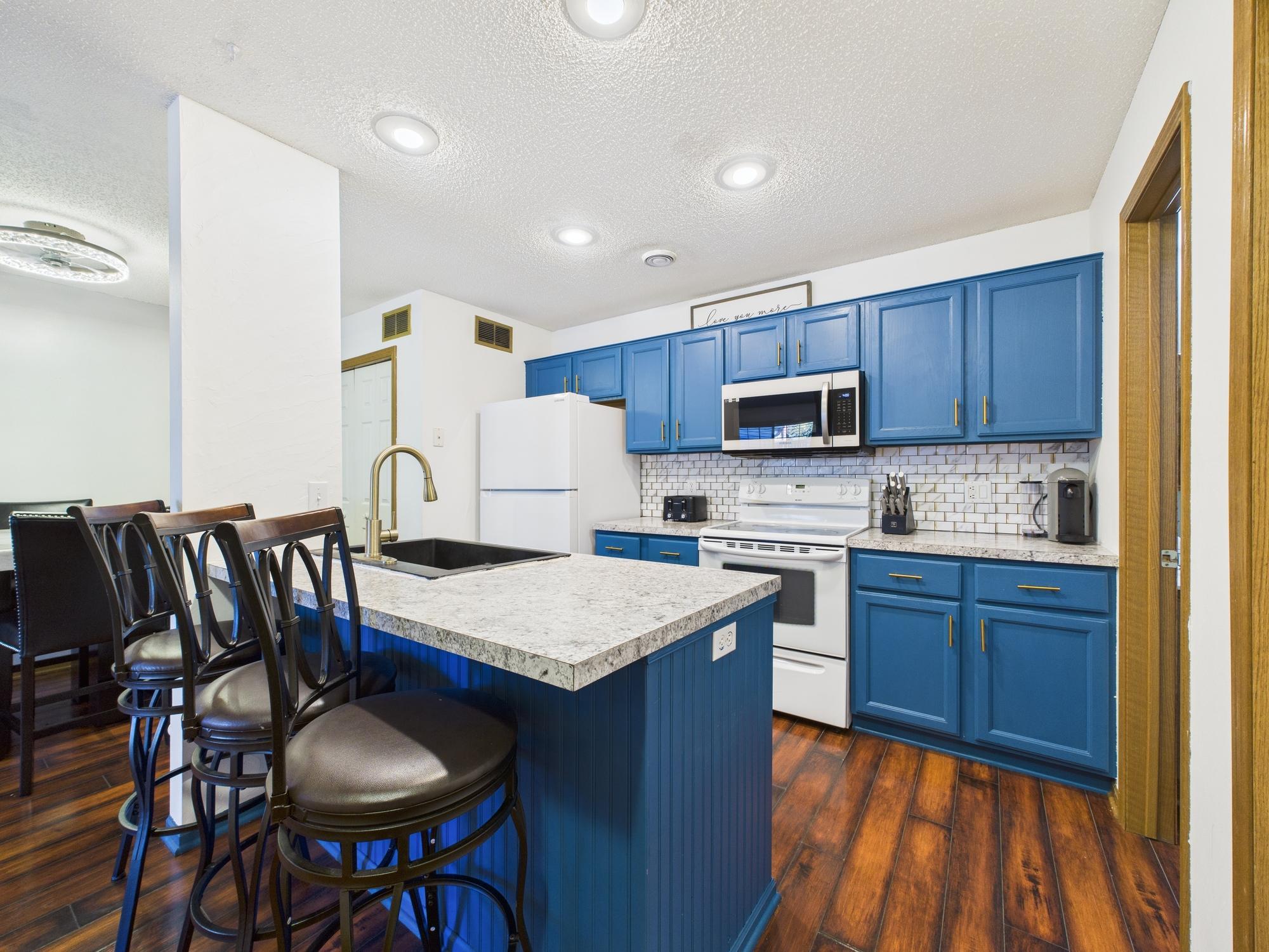View of Residential at 1853 Riverwood Drive #4, Burnsville MN 55337, Burnsville (7 of 18) - Mike Wilen | Minnesota Team Real Estate