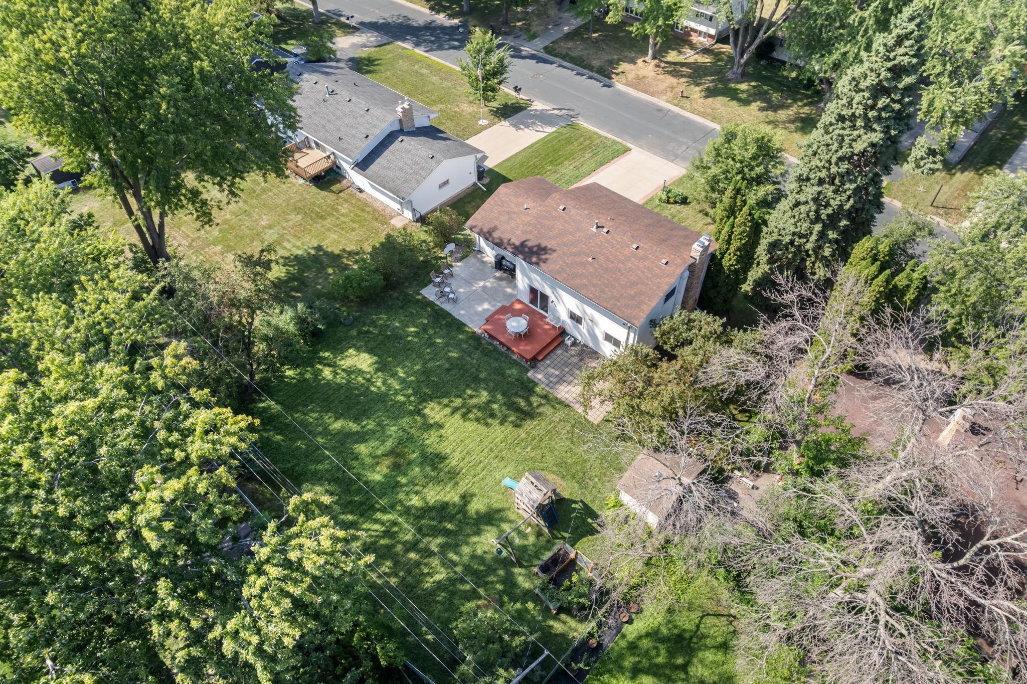 View of Residential at 2003 Tamarack Lane, Burnsville MN 55337, Burnsville (40 of 49) - Mike Wilen | Minnesota Team Real Estate