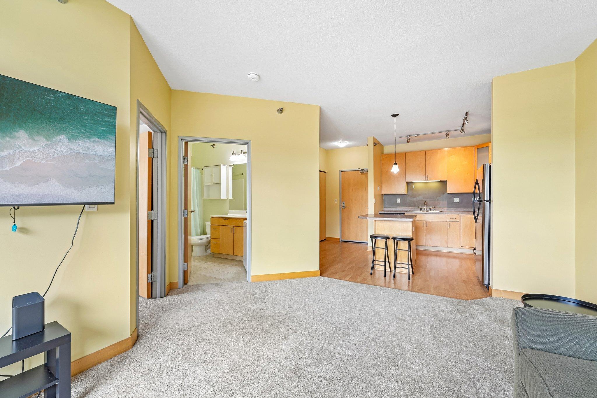 View of Residential at 2600 University Avenue #109, Minneapolis MN 55414, Minneapolis (6 of 29) - Mike Wilen | Minnesota Team Real Estate