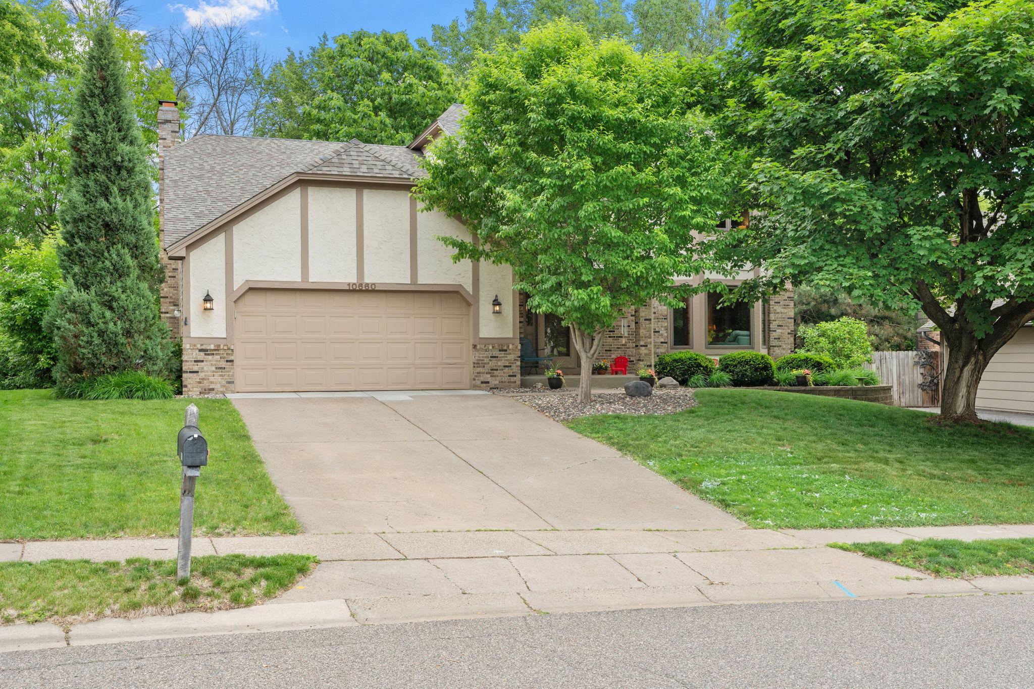 View of Residential at 10660 47th Avenue, Plymouth MN 55442, Plymouth - Mike Wilen | Minnesota Team Real Estate