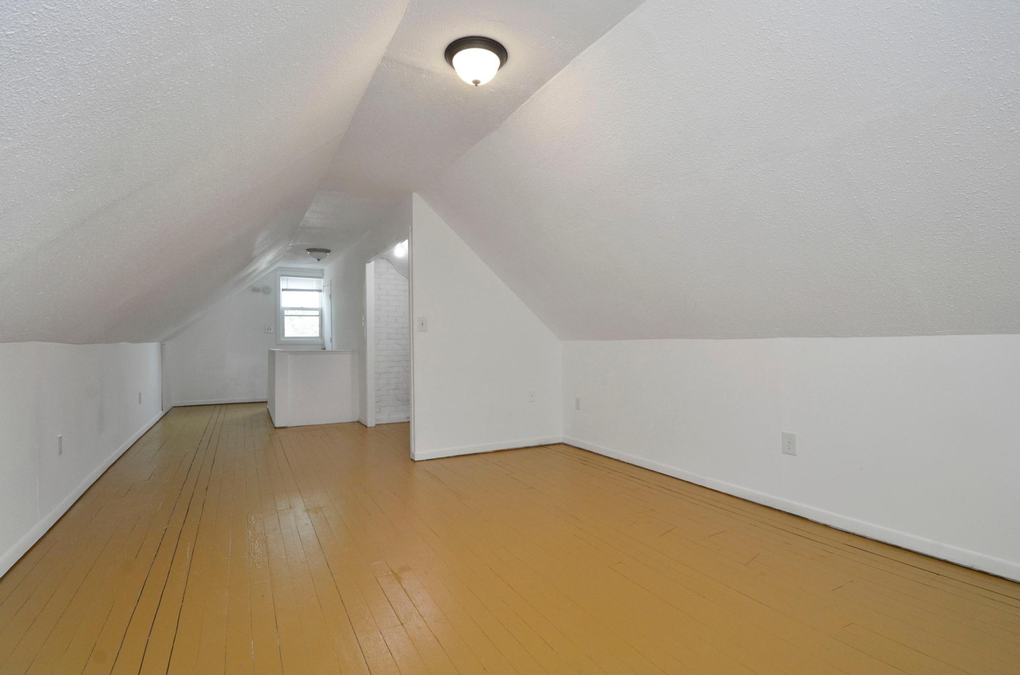 View of Residential at 1139 Magnolia Avenue, Saint Paul MN 55106, Saint Paul (21 of 32) - Mike Wilen | Minnesota Team Real Estate