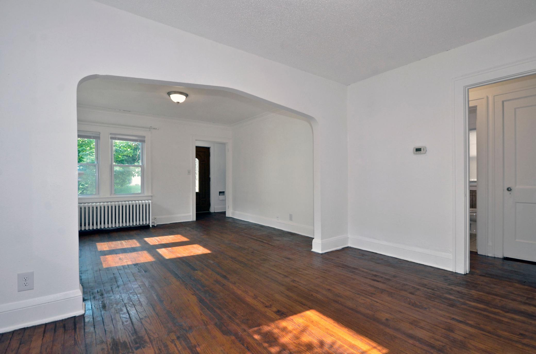 View of Residential at 1139 Magnolia Avenue, Saint Paul MN 55106, Saint Paul (7 of 32) - Mike Wilen | Minnesota Team Real Estate