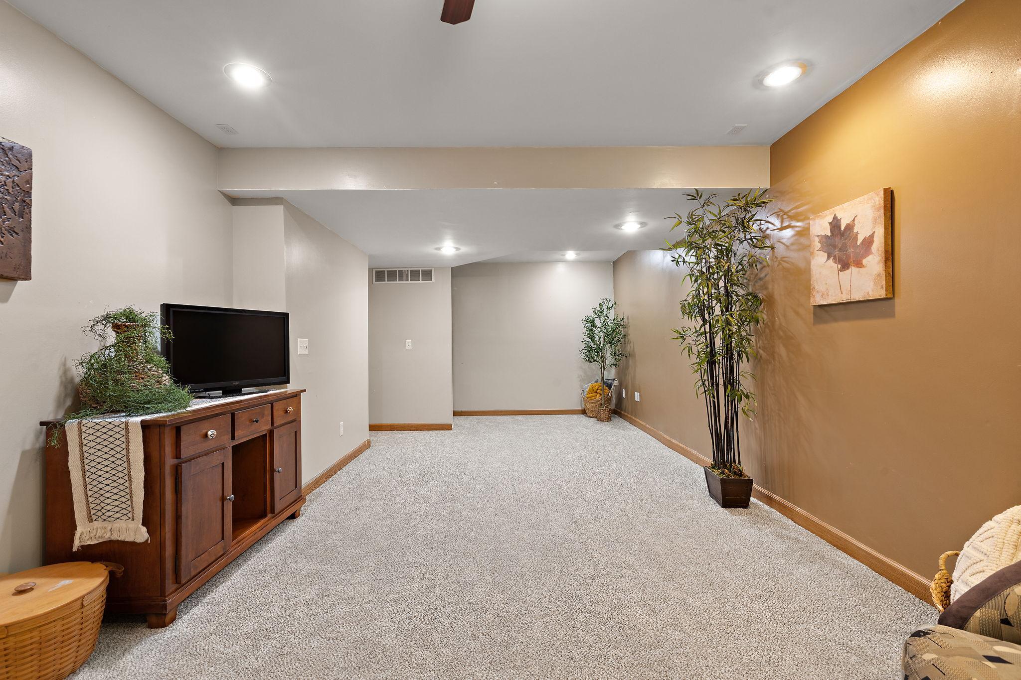 View of Residential at 317 Creekside Drive, Buffalo MN 55313, Buffalo (23 of 36) - Mike Wilen | Minnesota Team Real Estate