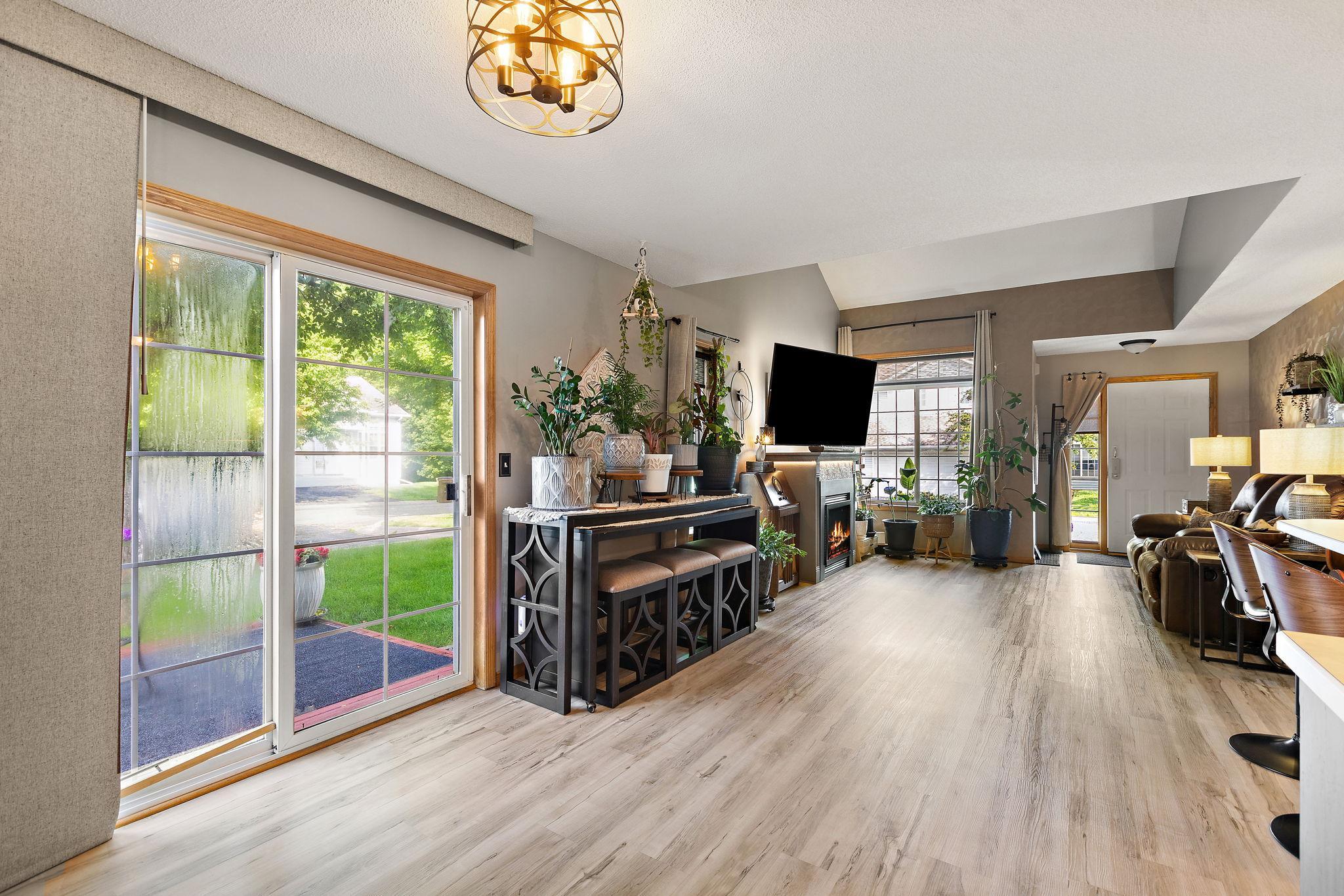 View of Residential at 317 Creekside Drive, Buffalo MN 55313, Buffalo (6 of 36) - Mike Wilen | Minnesota Team Real Estate