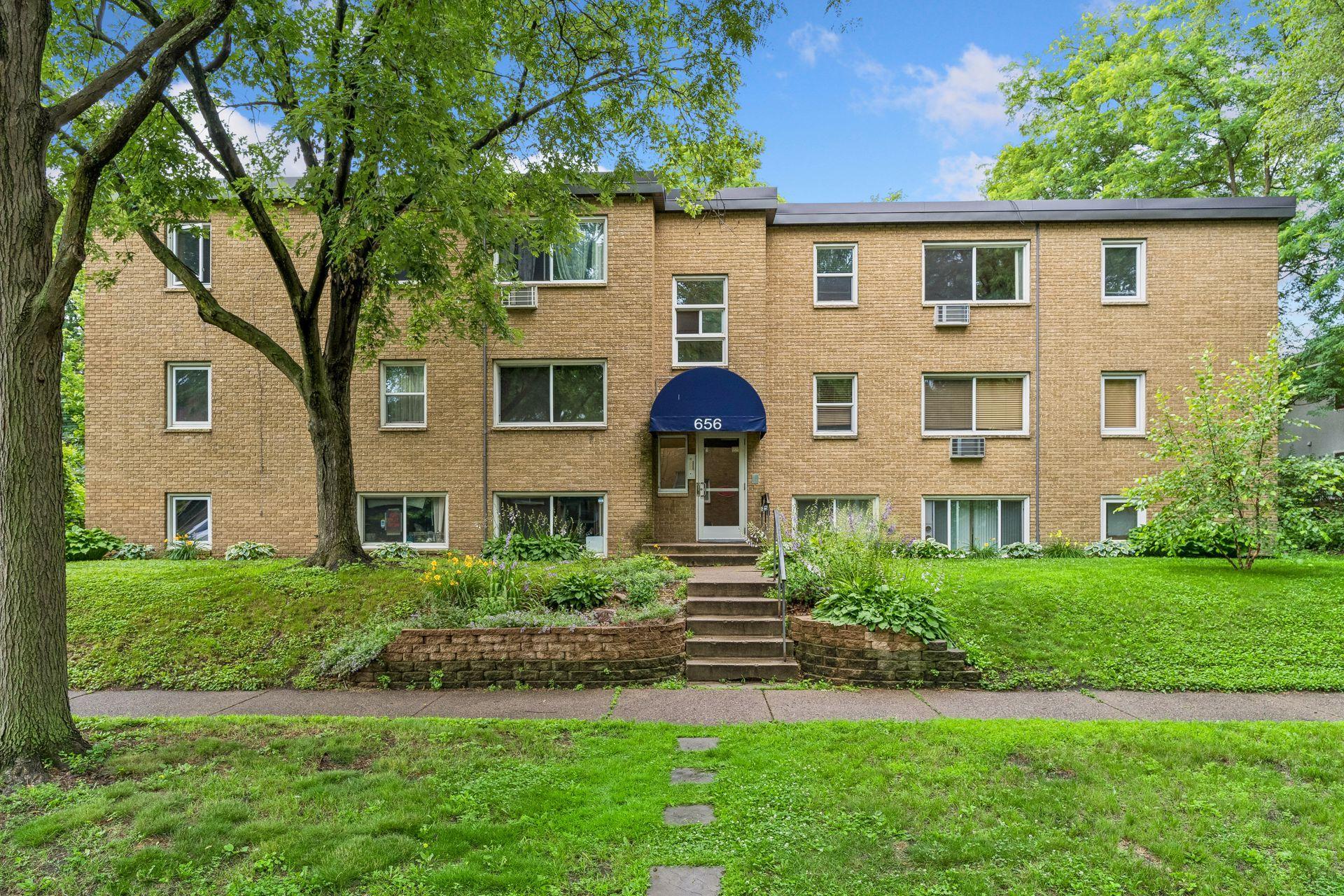 View of Residential at 656 Ashland Avenue #7, Saint Paul MN 55104, Saint Paul (15 of 15) - Mike Wilen | Minnesota Team Real Estate