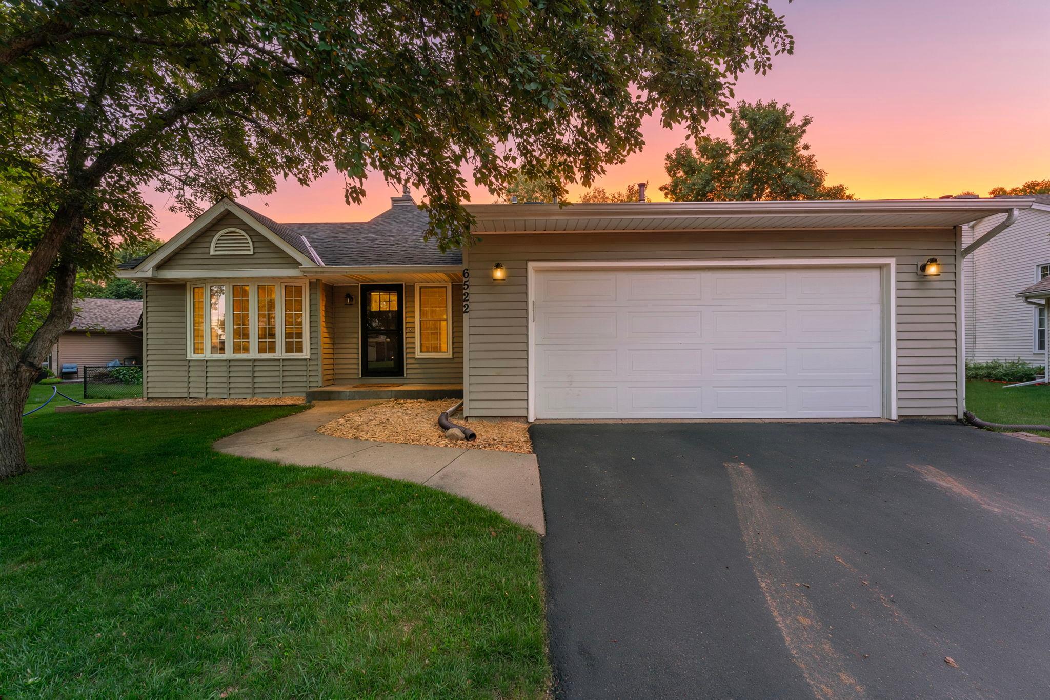 View of Residential at 6522 Gray Fox Curve, Chanhassen MN 55317, Chanhassen (24 of 65) - Mike Wilen | Minnesota Team Real Estate